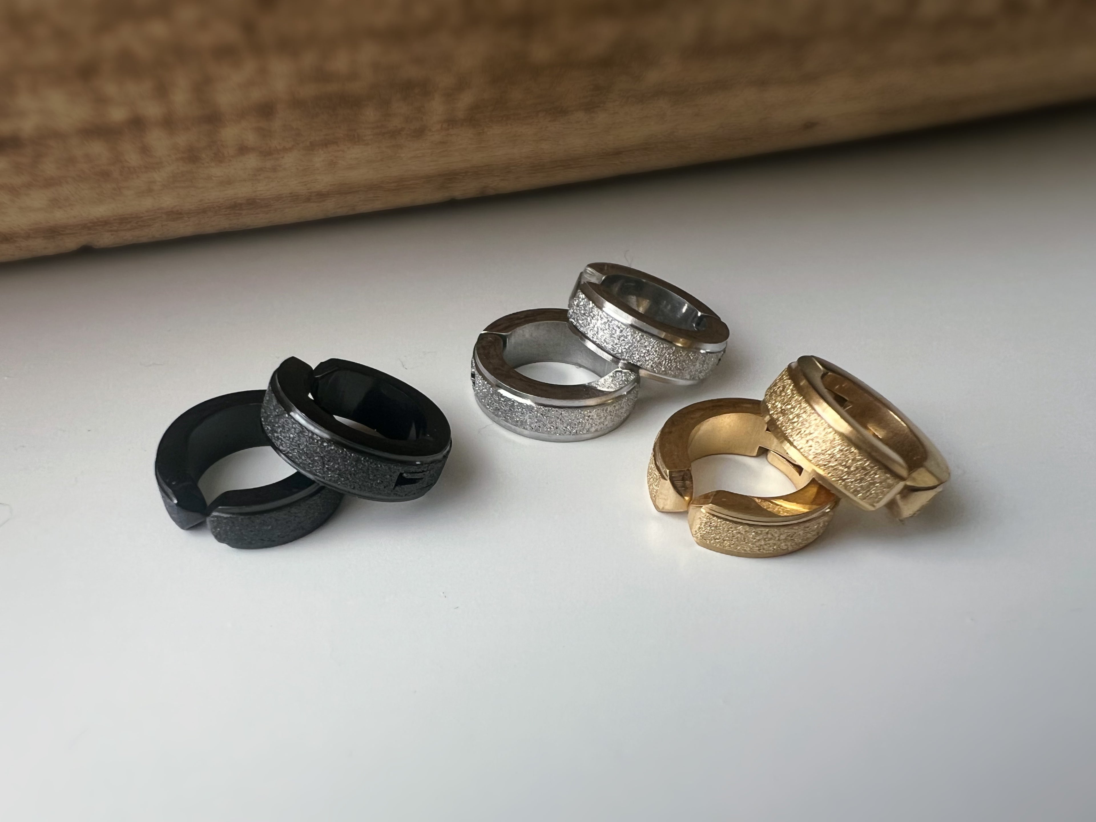 Boucles d’oreilles CLIPS Unisex Texturées effet Mat