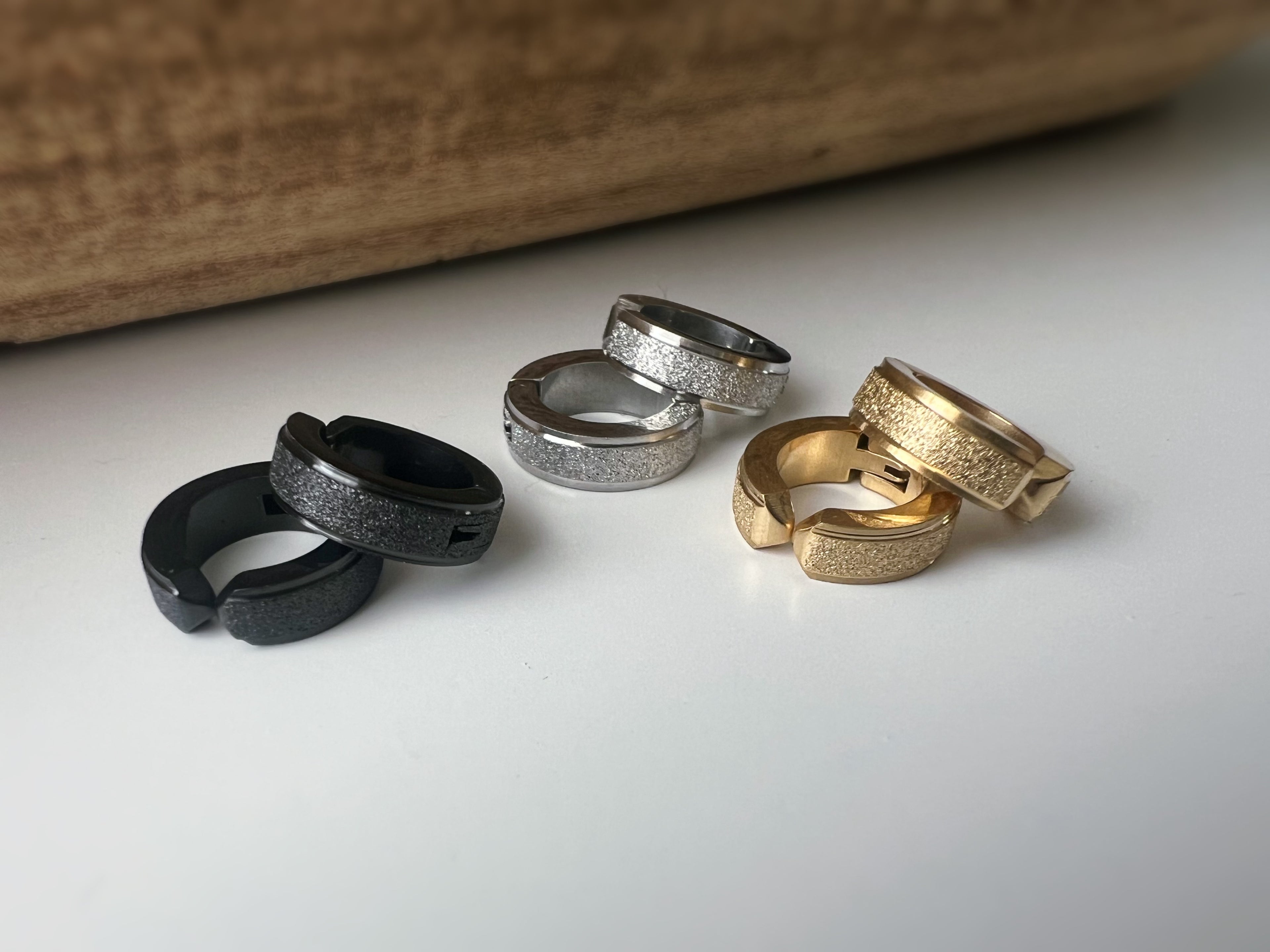 Boucles d’oreilles CLIPS Unisex Texturées effet Mat