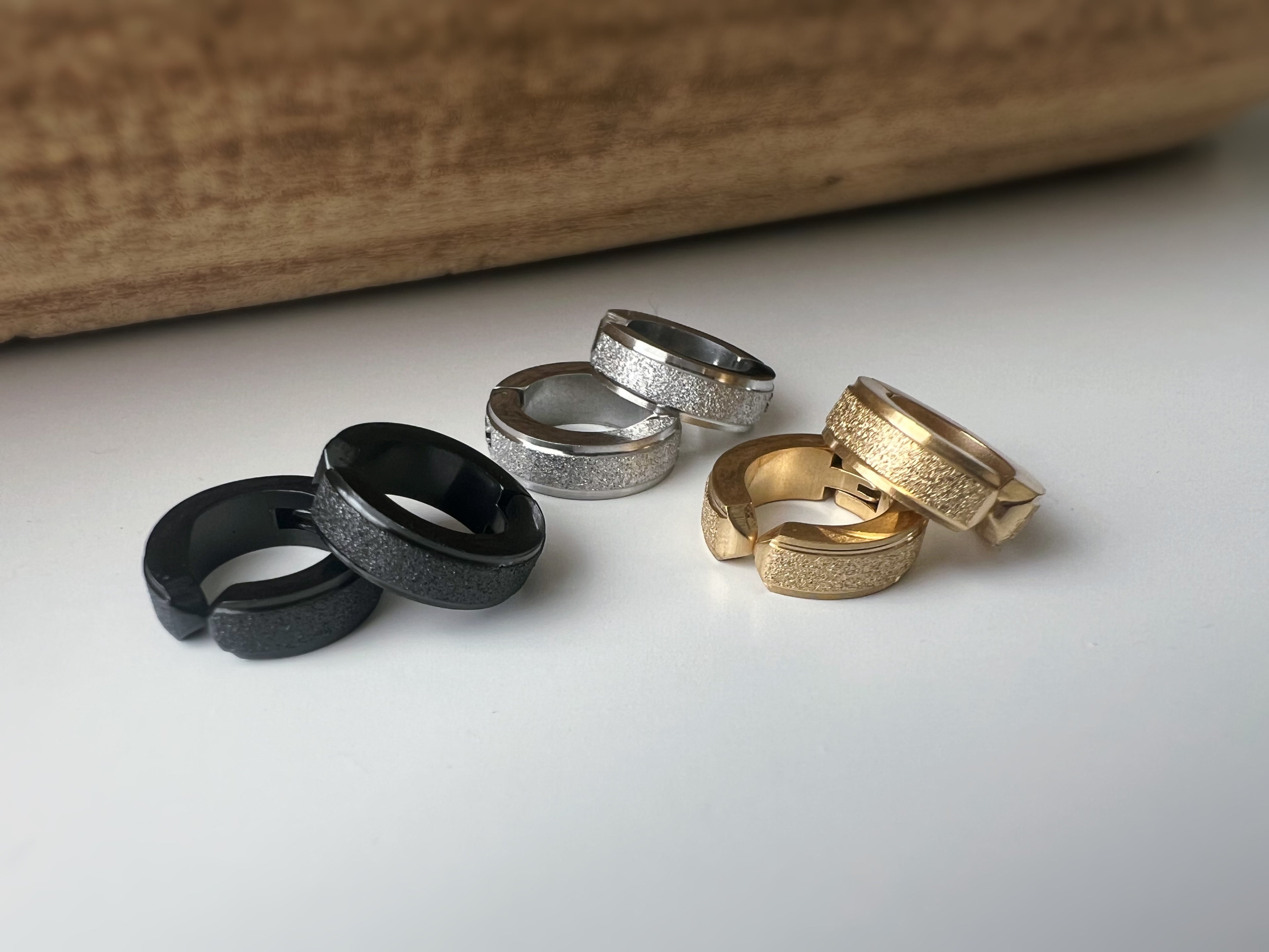 Boucles d’oreilles CLIPS Unisex Texturées effet Mat