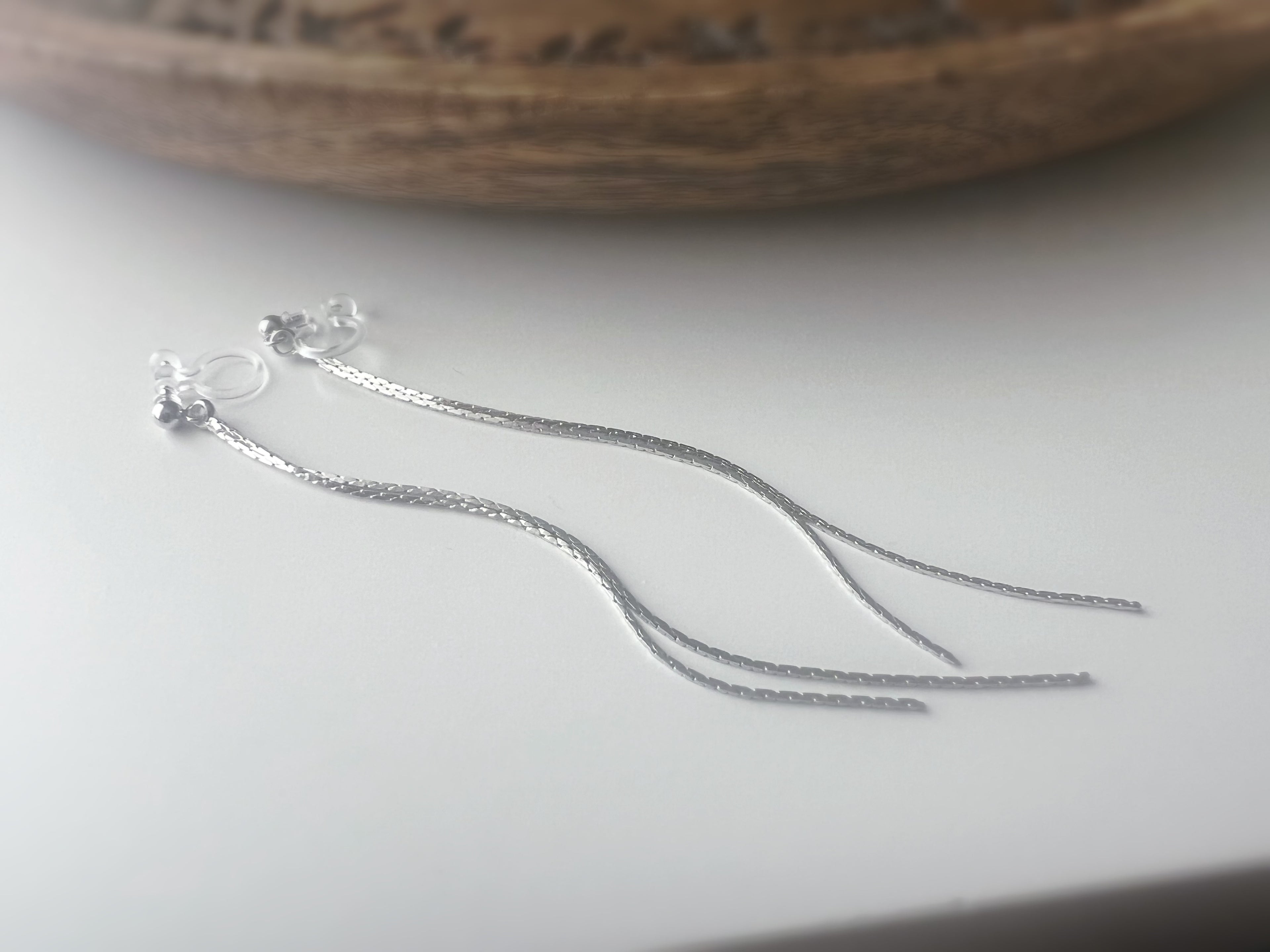 Longues Lignes Fluides – couleur Or / Argent