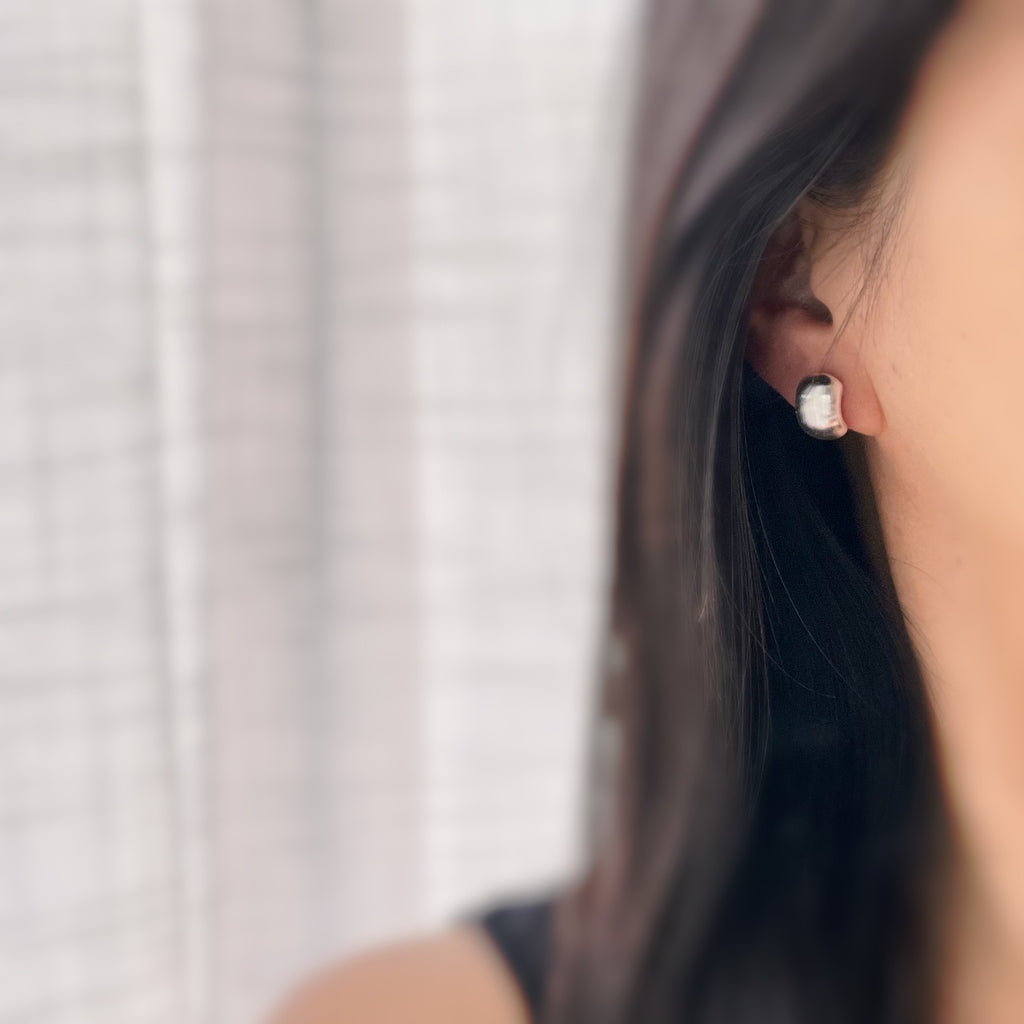 Clips d’oreilles petit carré  arrondi argenté