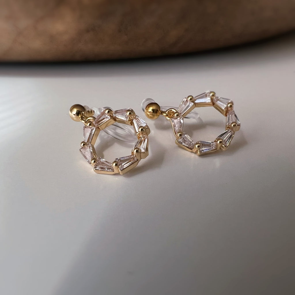 Clips d’oreilles cercle maillons couleur argent or