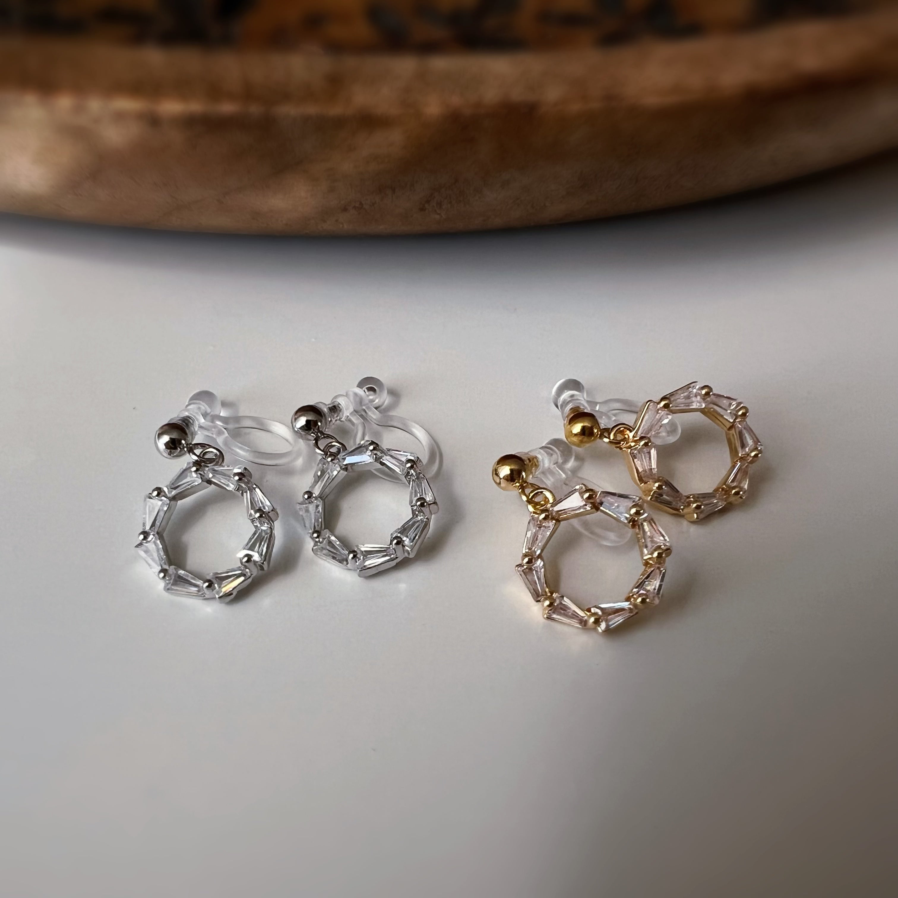 Clips d’oreilles cercle maillons couleur argent or