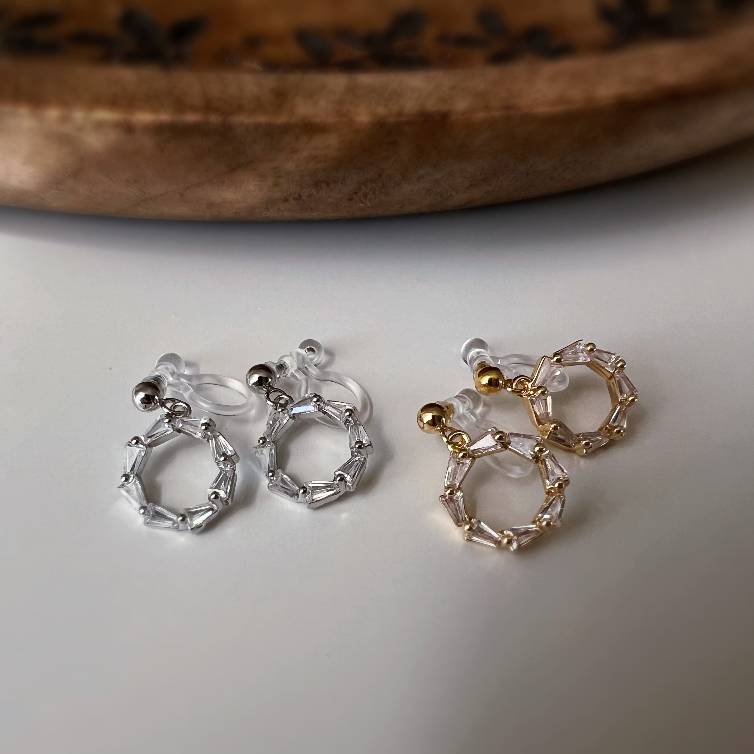 Silver gold-colored hoop link clip-on earrings