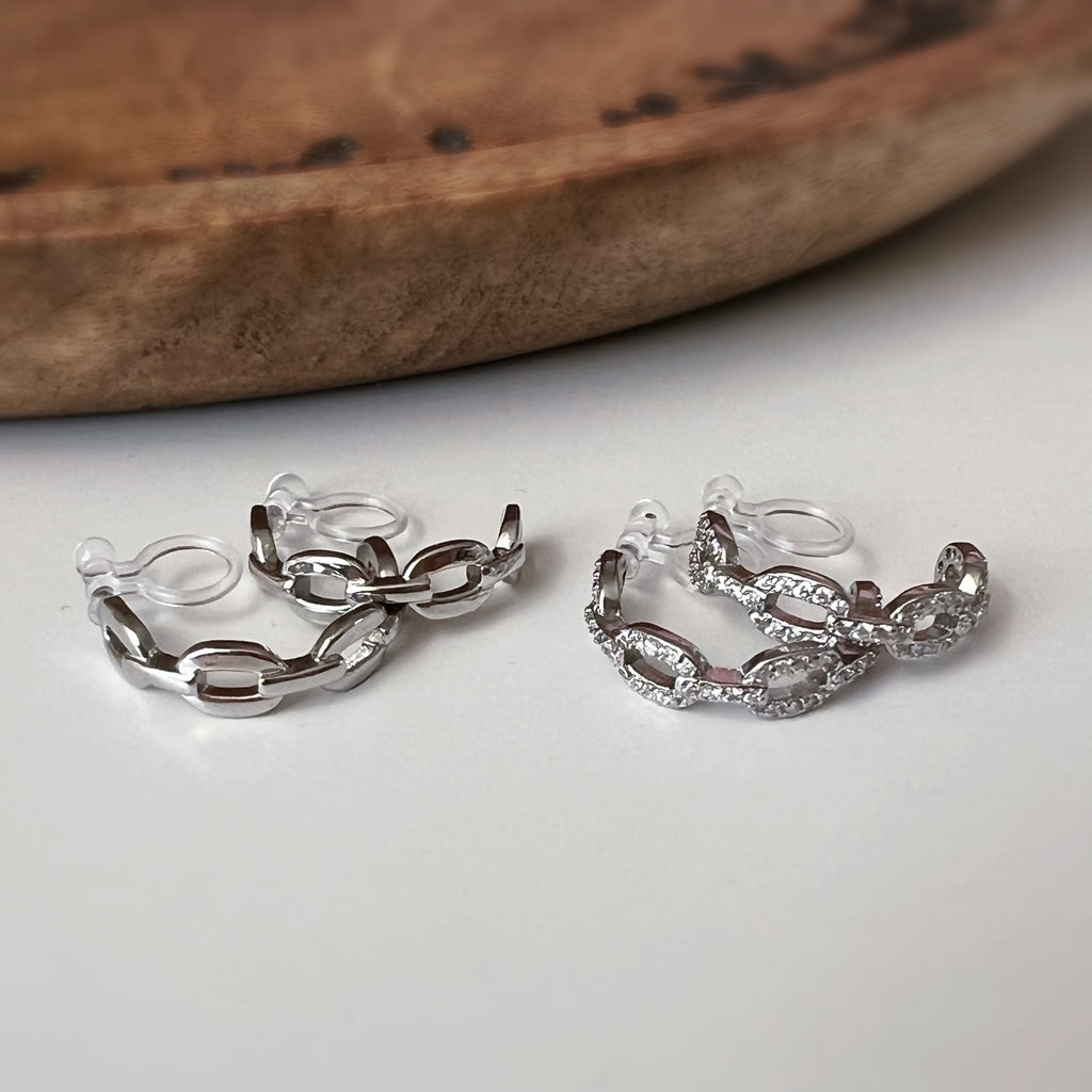 Clips d’oreilles forme C chaîne lisse / Chaîne zircon