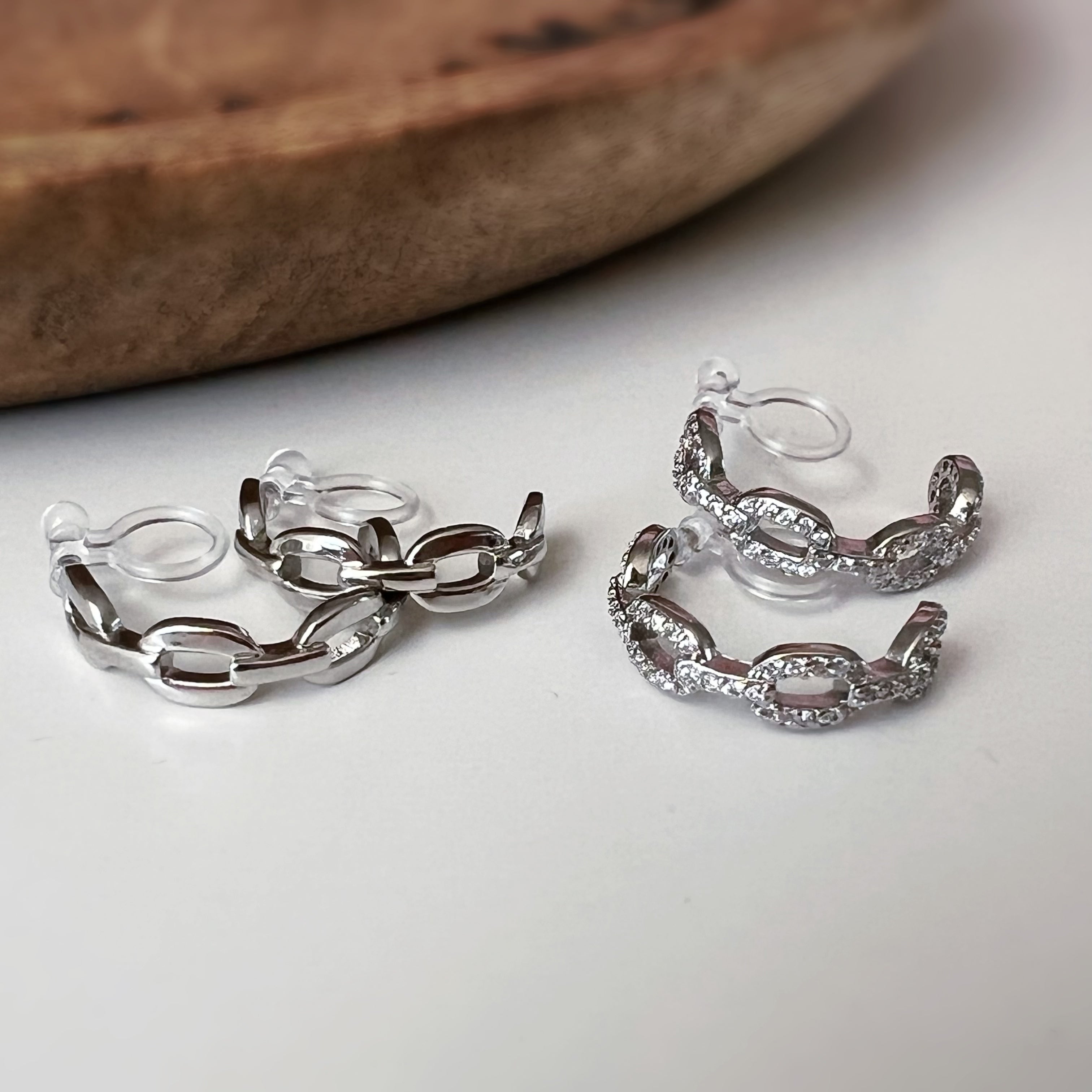 Clips d’oreilles forme C chaîne lisse / Chaîne zircon