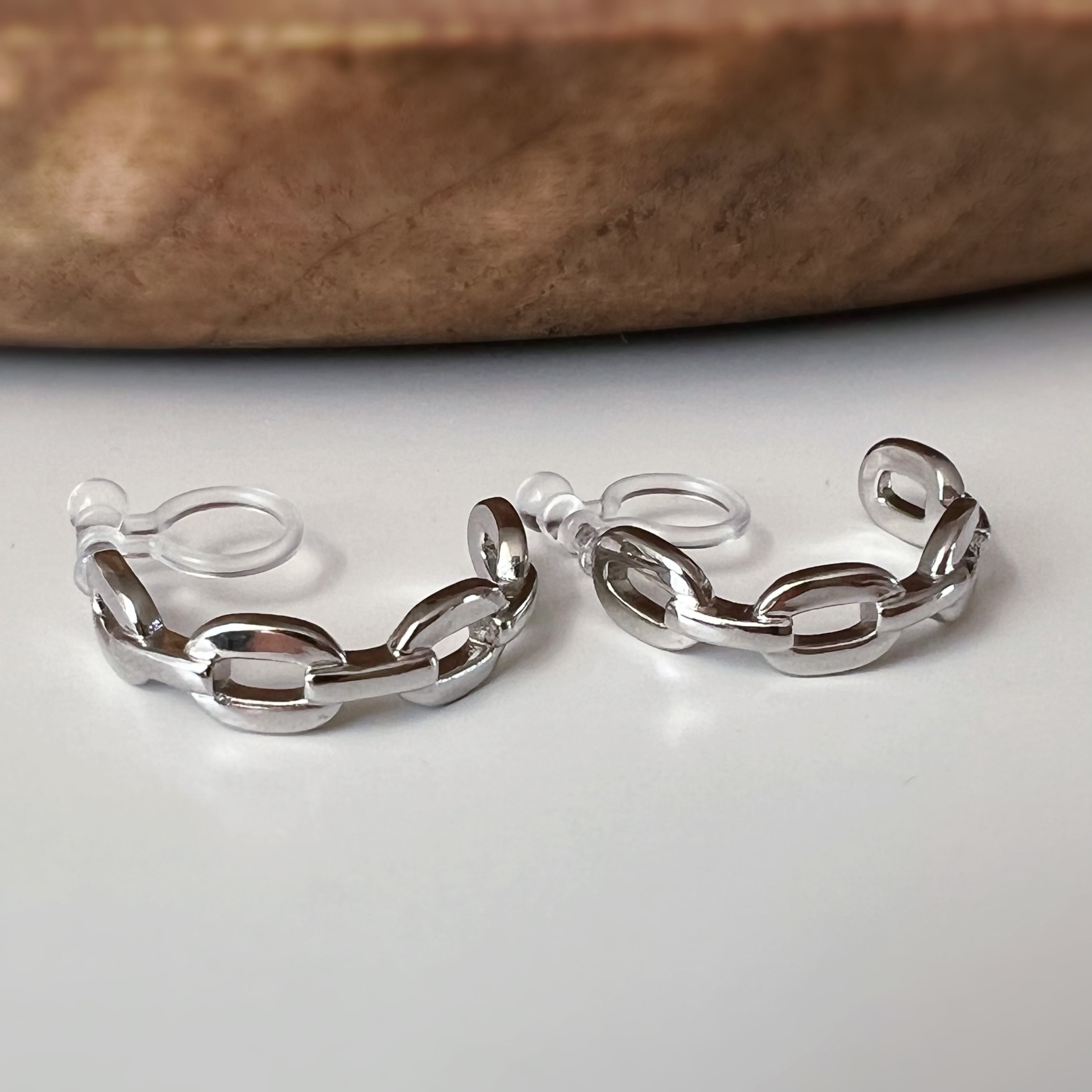 Clips d’oreilles forme C chaîne lisse / Chaîne zircon