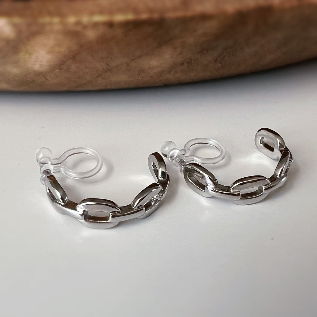 Clips d’oreilles forme C chaîne lisse / Chaîne zircon