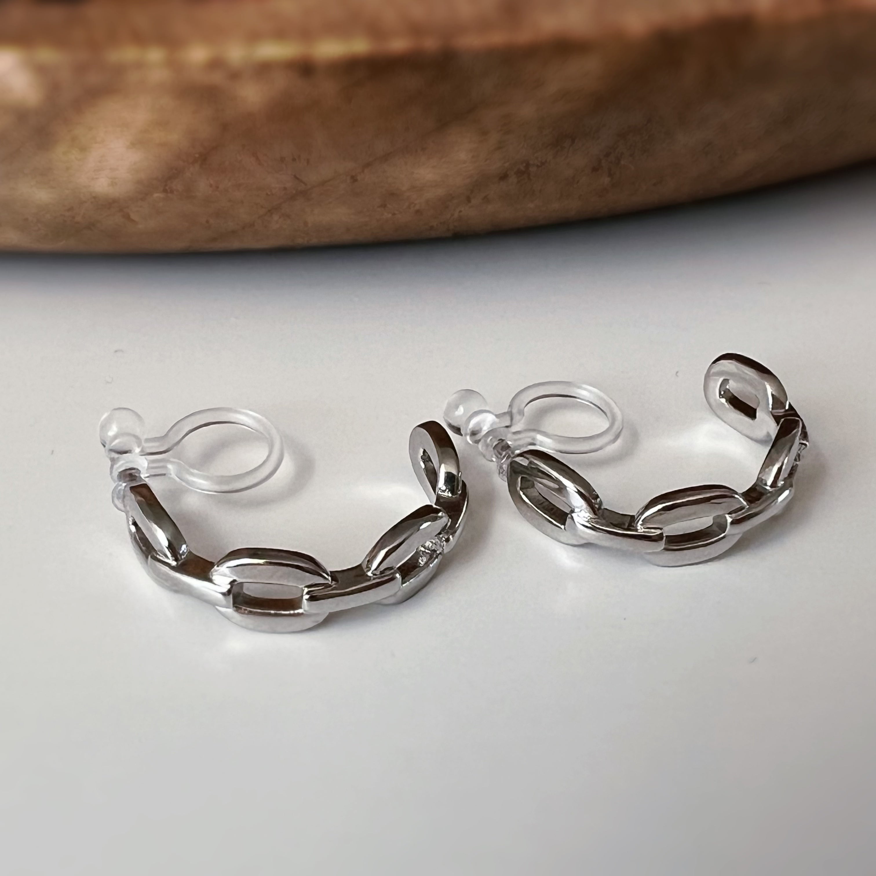 Clips d’oreilles forme C chaîne lisse / Chaîne zircon