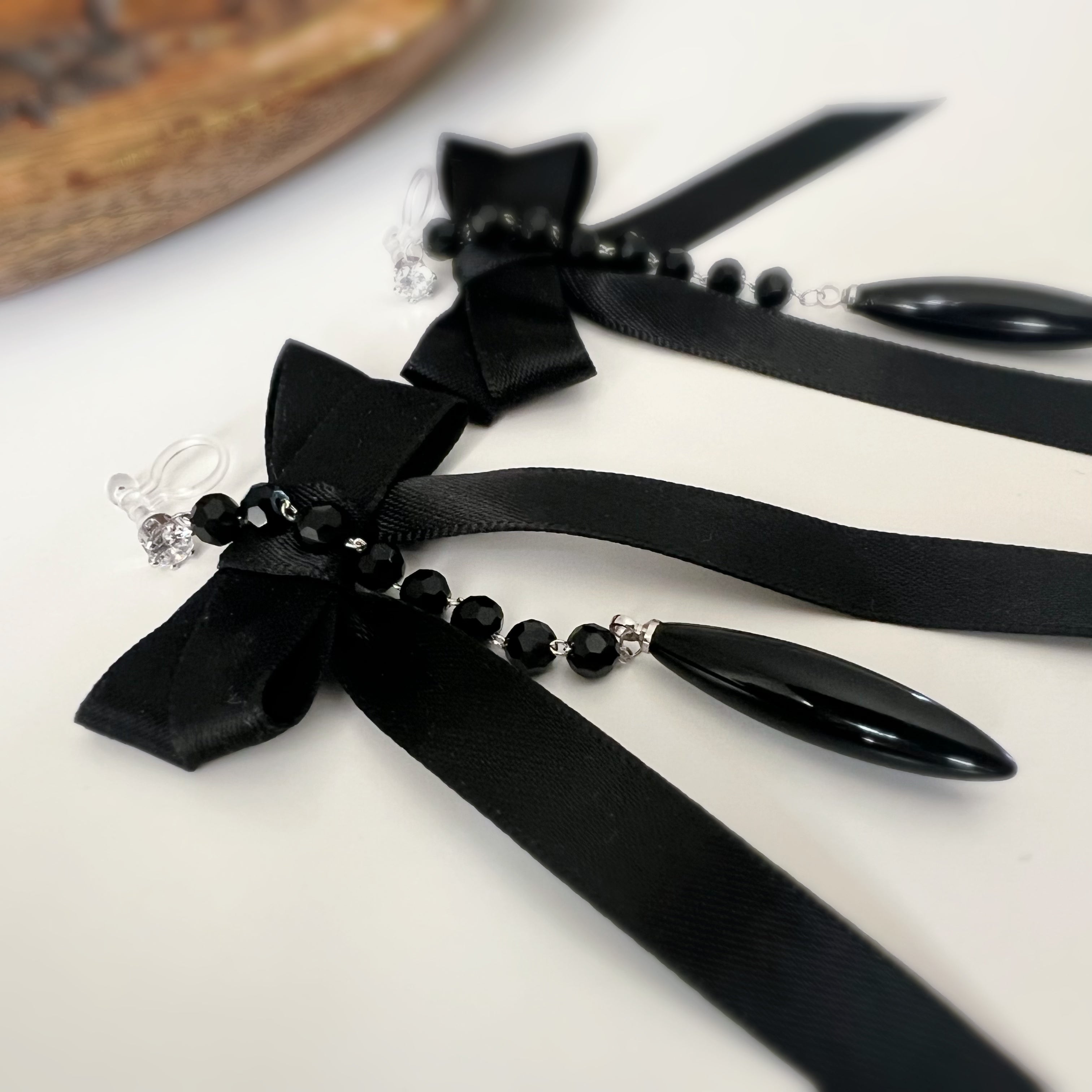 Halloween non-pierced ear clips – gothic black bow