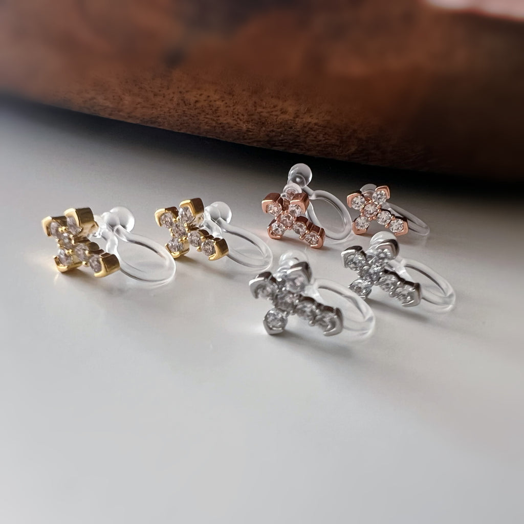 Clips d’oreilles croix strass, couleur or argent ou or rose