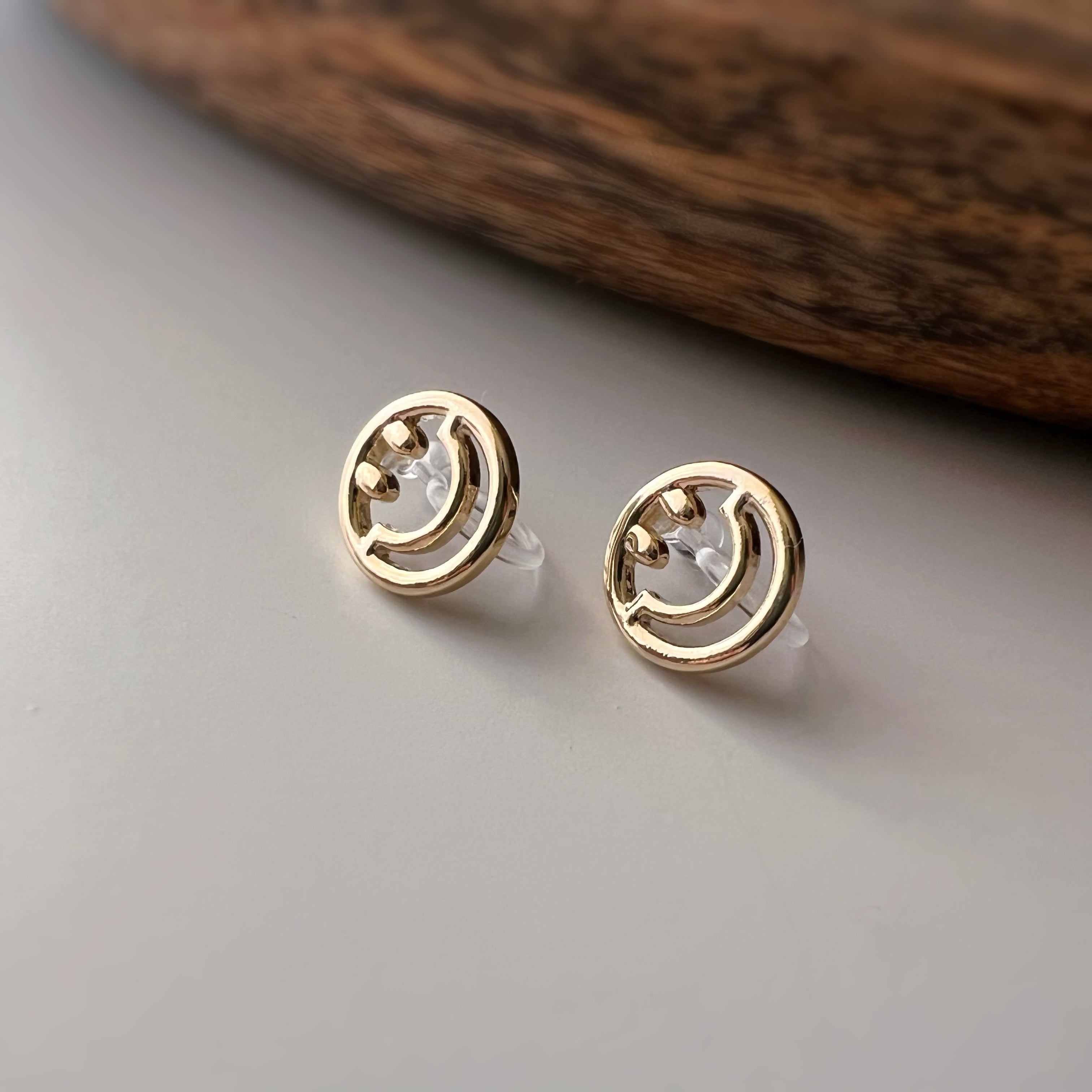 Clips d’oreilles sans perçage smiley doré