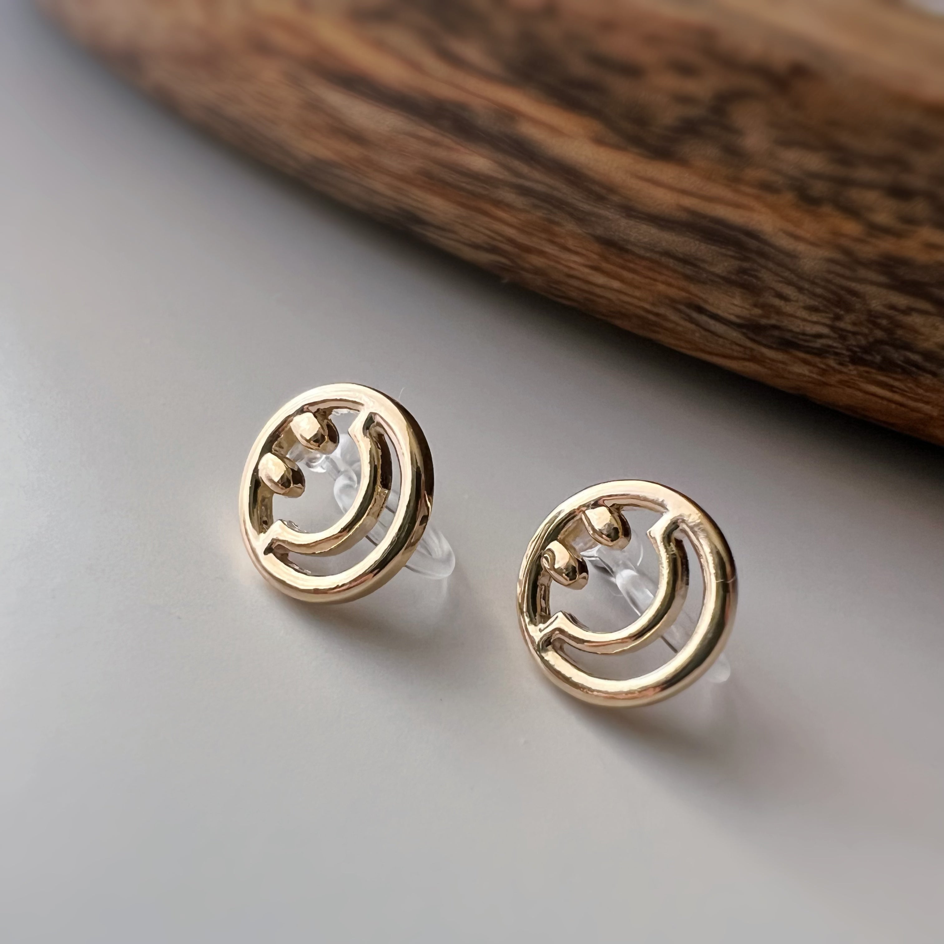 Clips d’oreilles sans perçage smiley doré