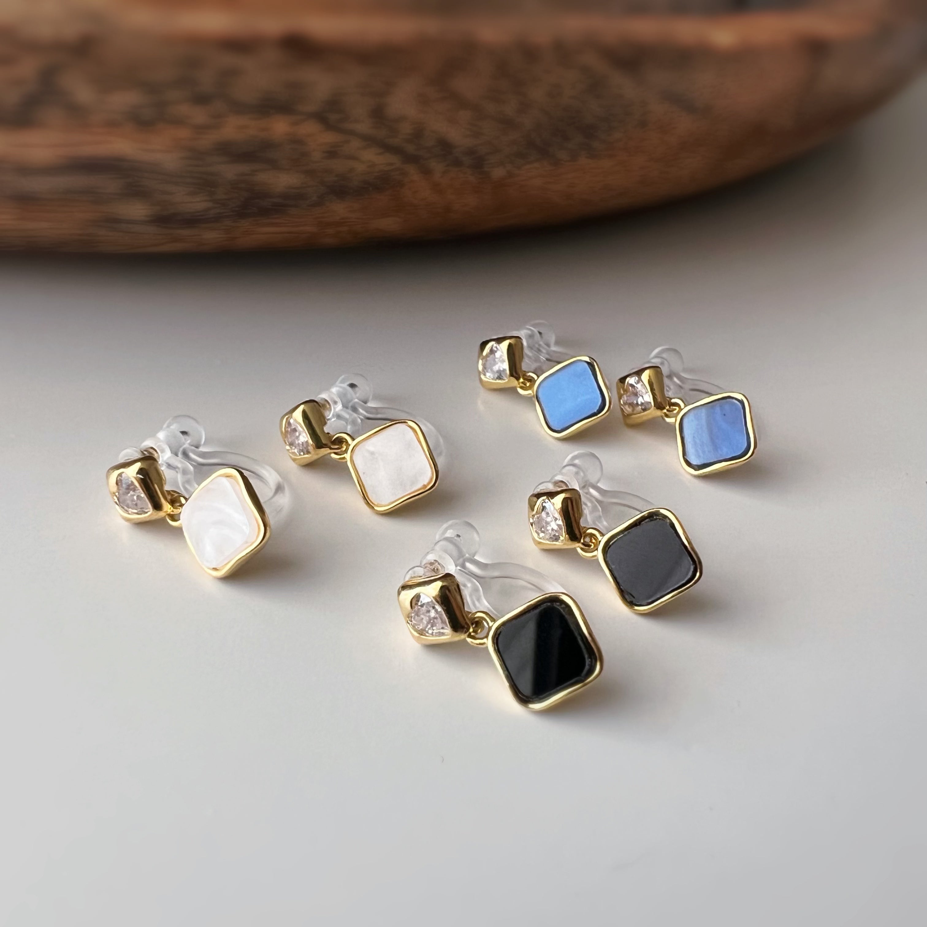 Clips d’oreilles sans perçage carrés émaillés