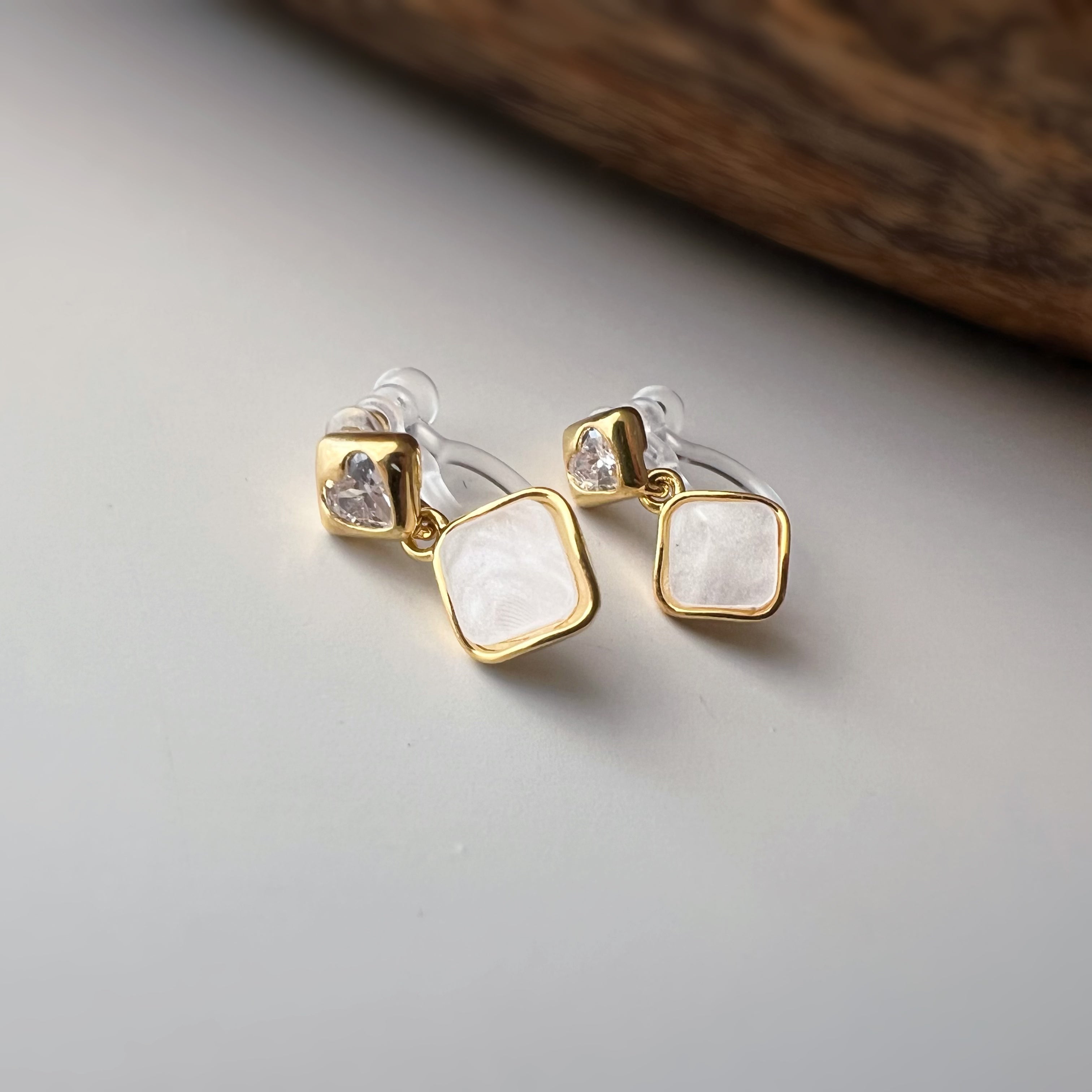 Clips d’oreilles sans perçage carrés émaillés