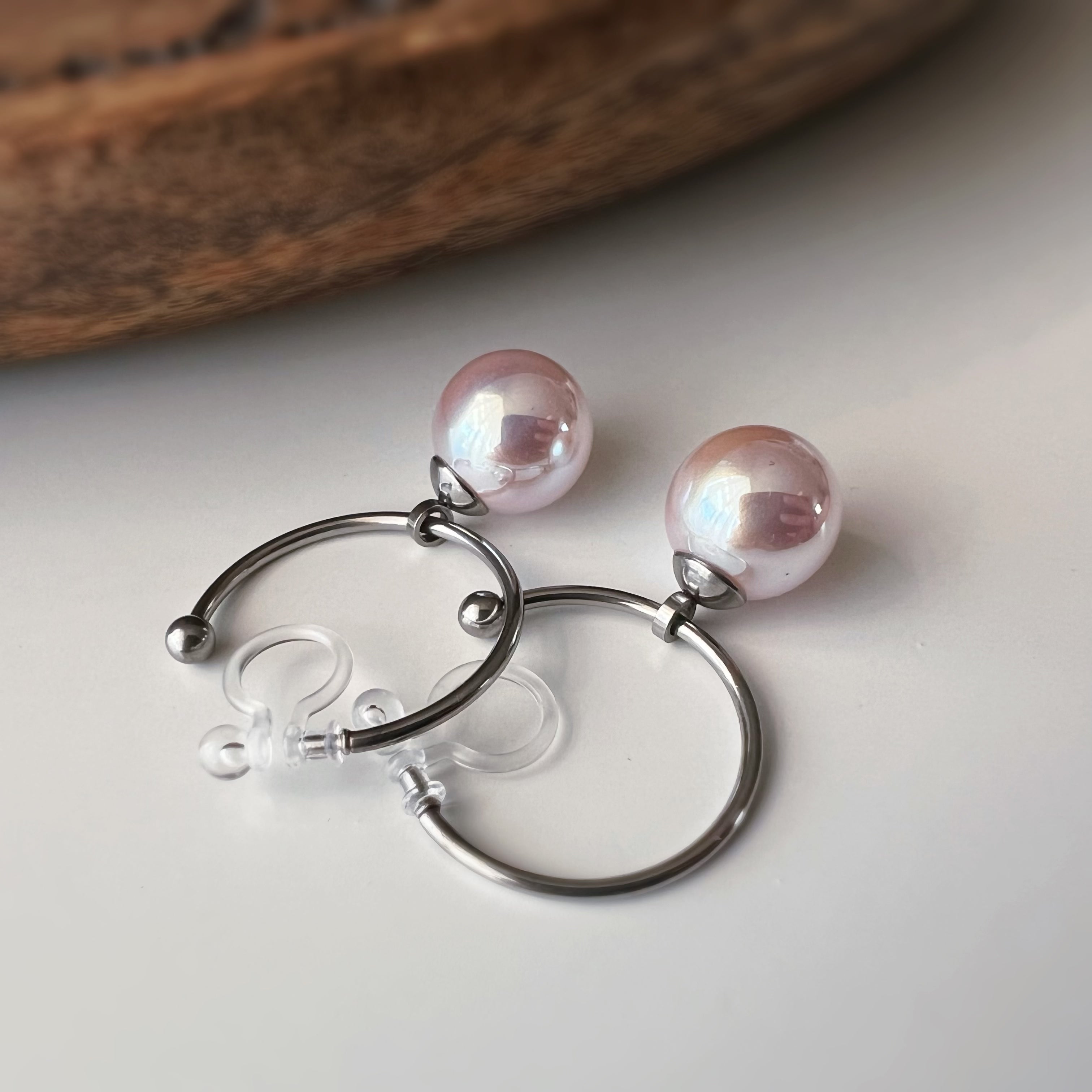 Ohrclips Creolen mit rosa Perlmuttschimmer