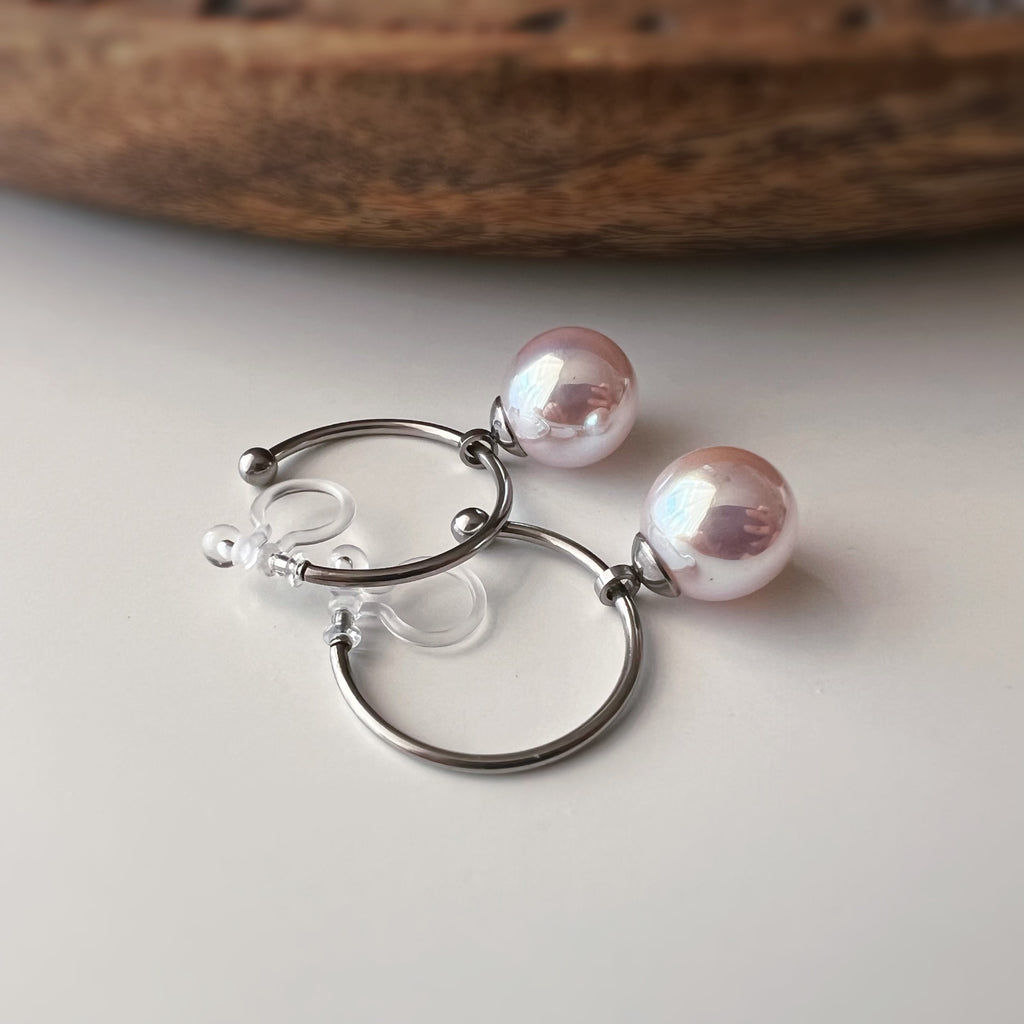 Ohrclips Creolen mit rosa Perlmuttschimmer