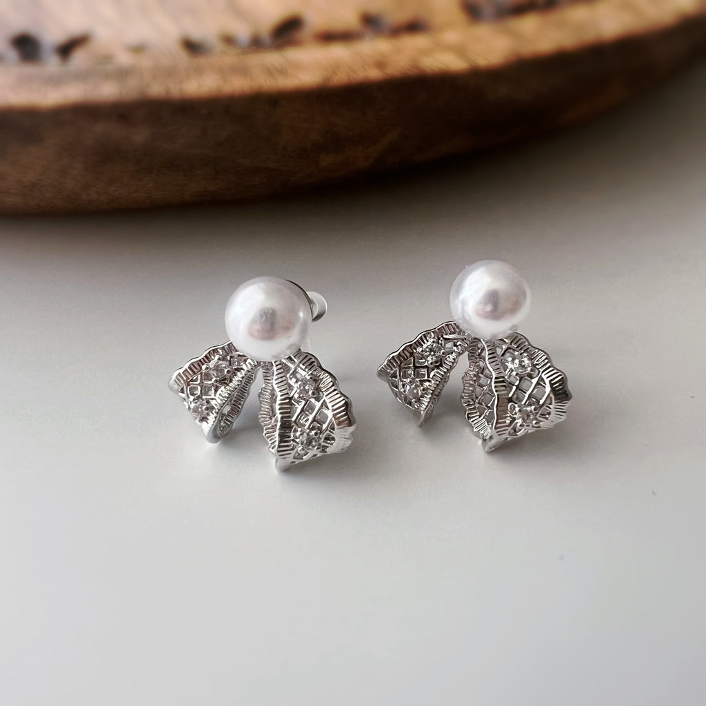 White Pearl Ribbon Clip Earrings