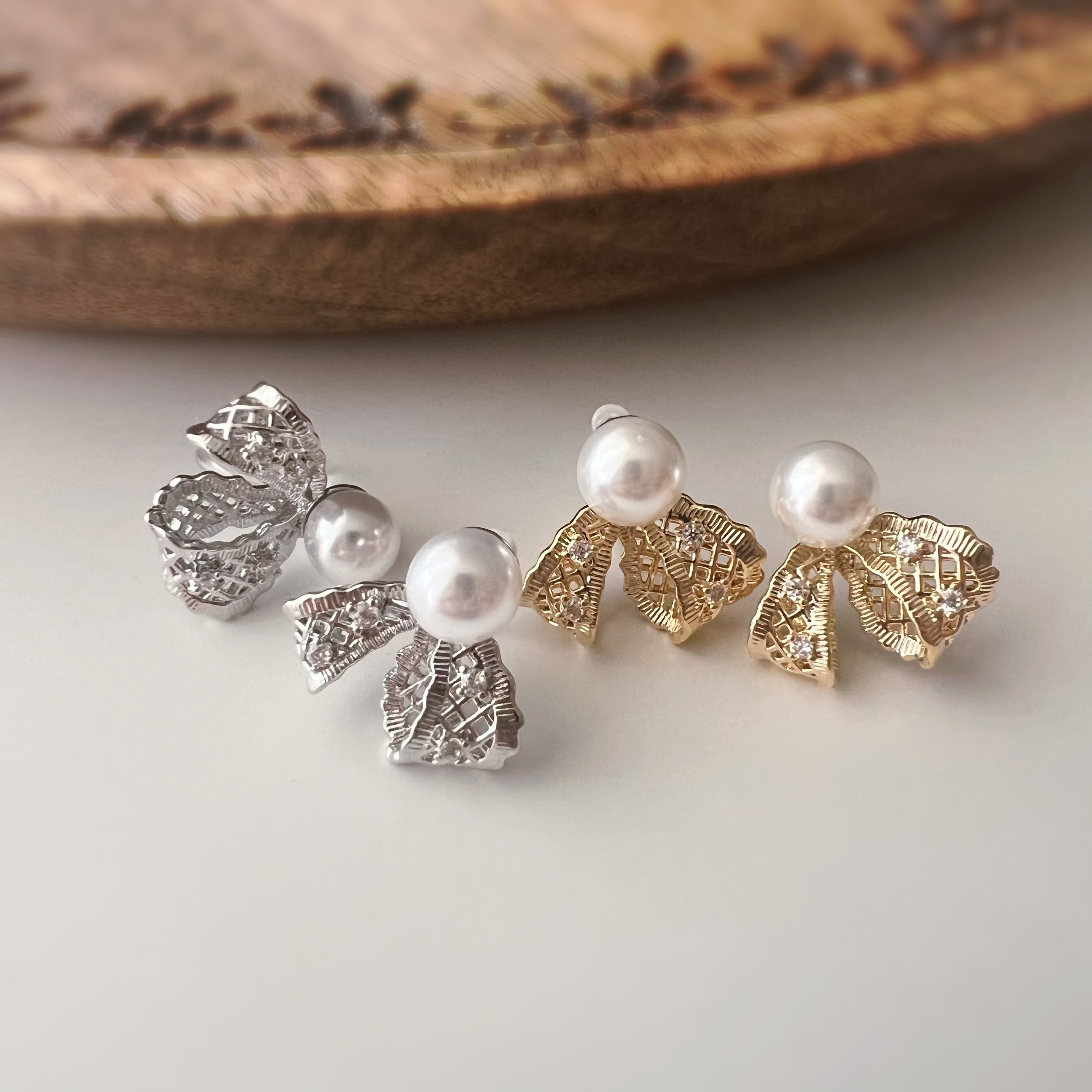 White Pearl Ribbon Clip Earrings
