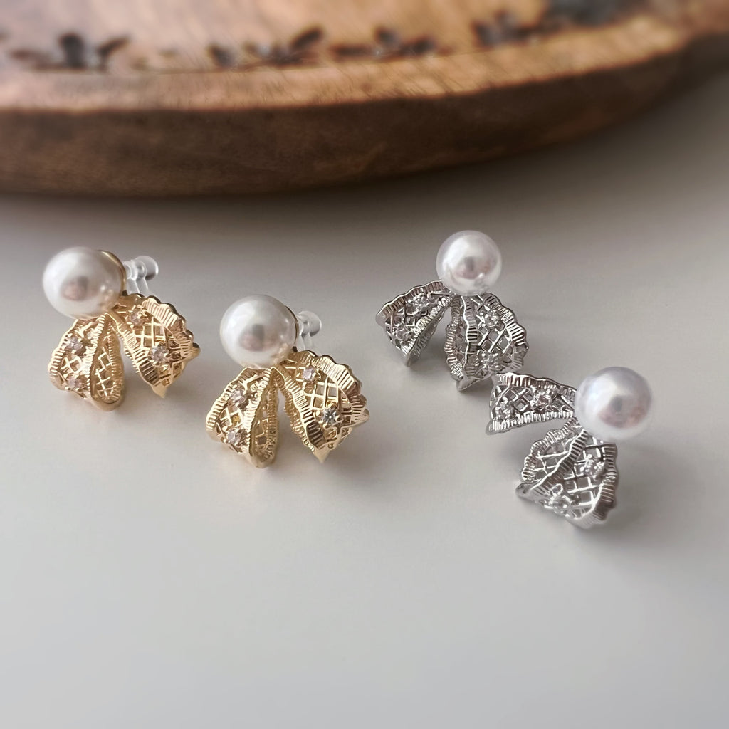 White Pearl Ribbon Clip Earrings