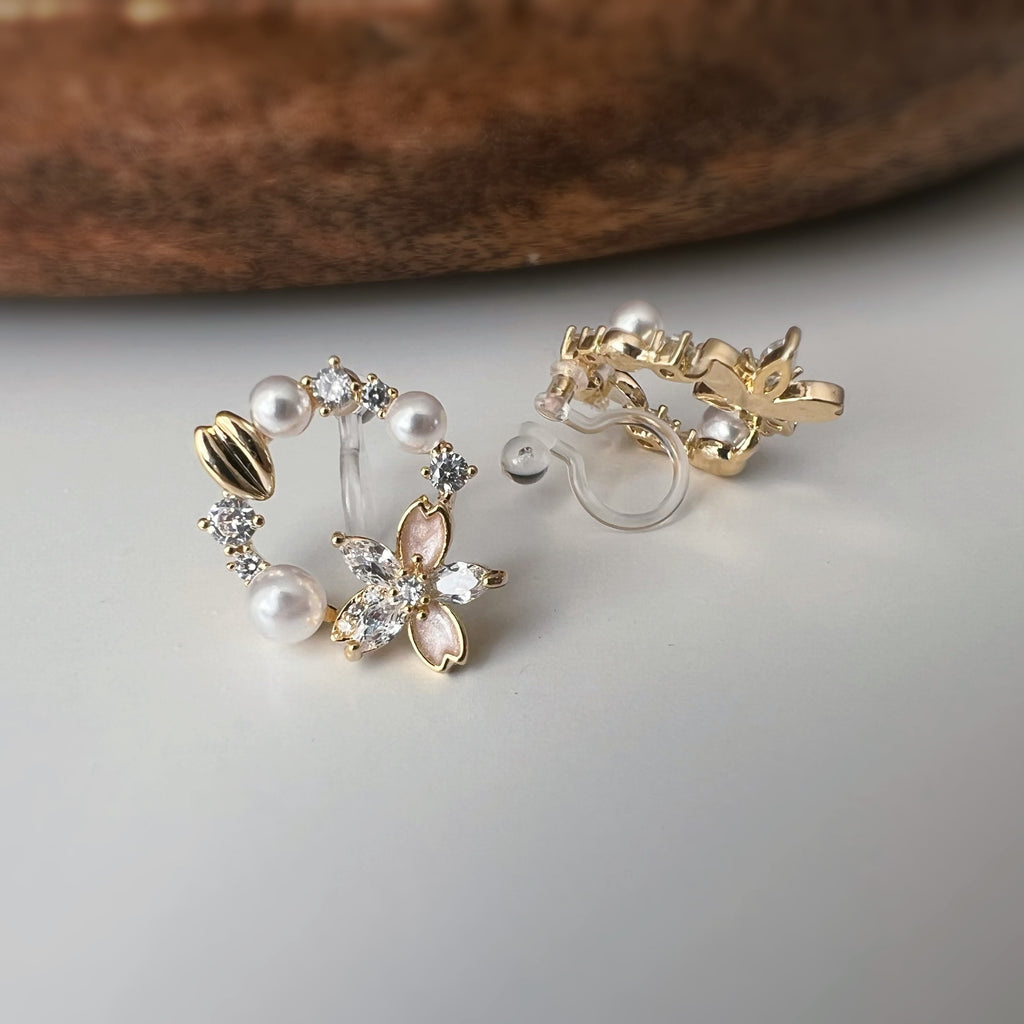 Couronne fleurie & perles scintillantes