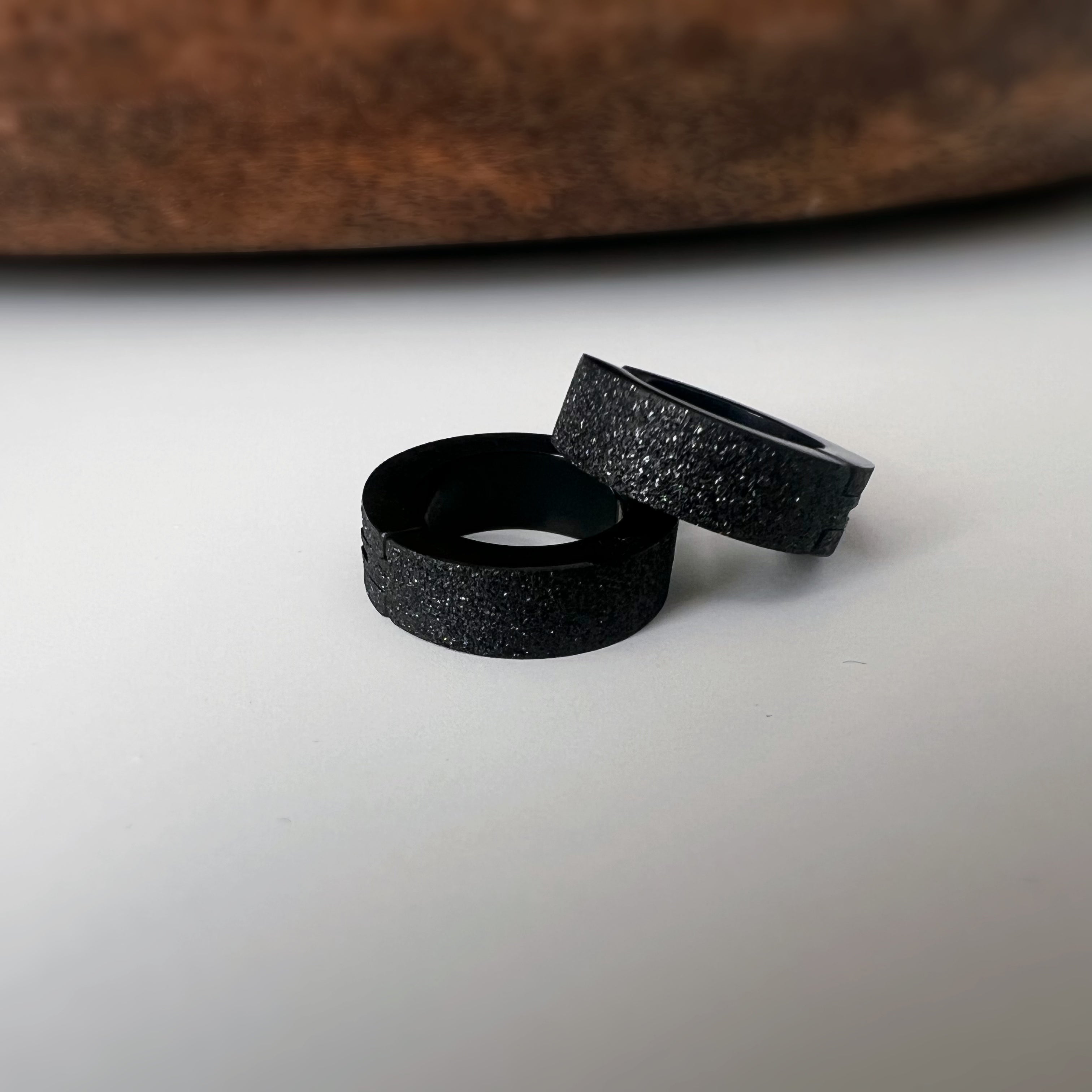 Boucles d’oreilles CLIPS Unisex Texturées effet Mat