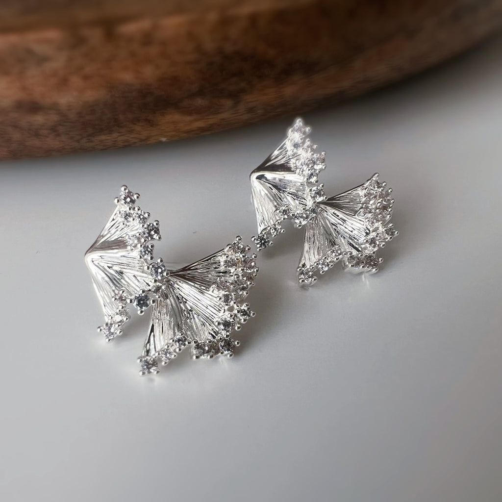 CLIPS d’oreilles nœud cristal argent