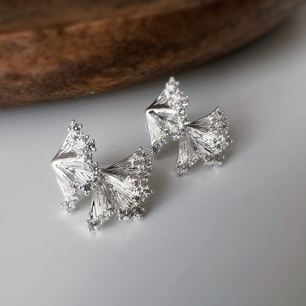 CLIPS d’oreilles nœud cristal argent