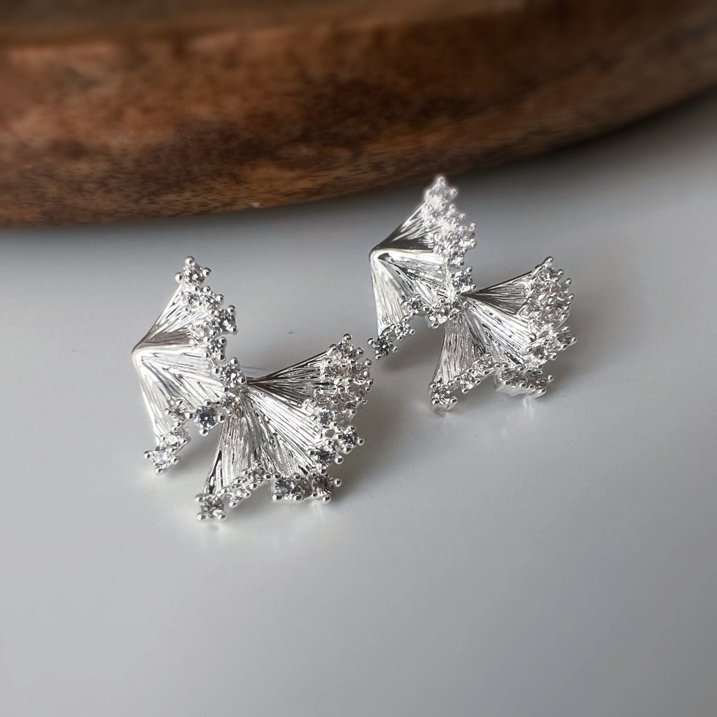 CLIPS d’oreilles nœud cristal argent