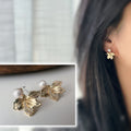 Clips d'oreilles feuille doré & perle blanche