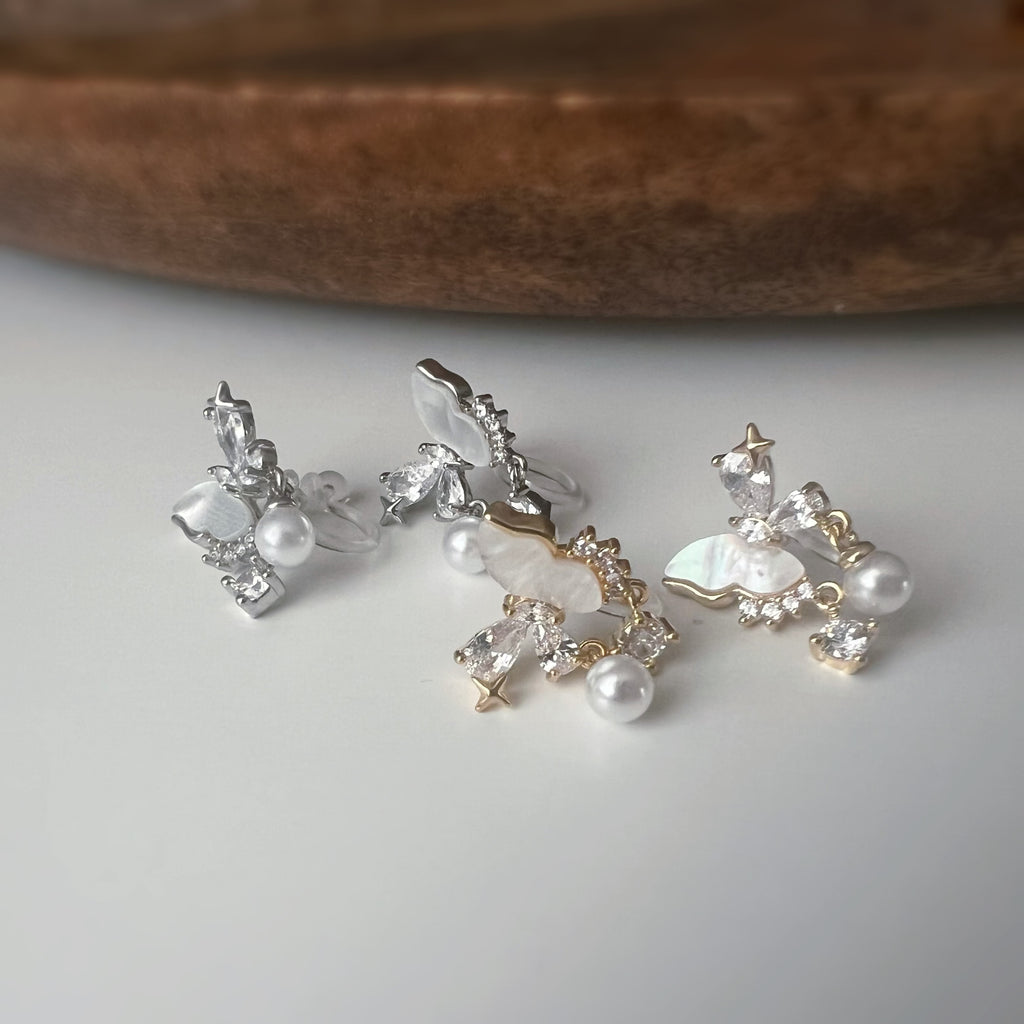 Clips d’oreilles papillon & étoiles nacrées