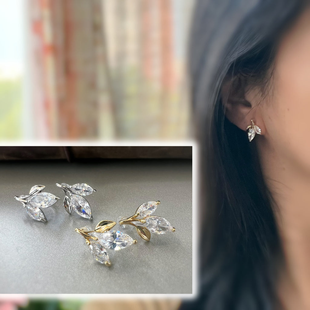 Feuille Élégante – Zircons Or Argent