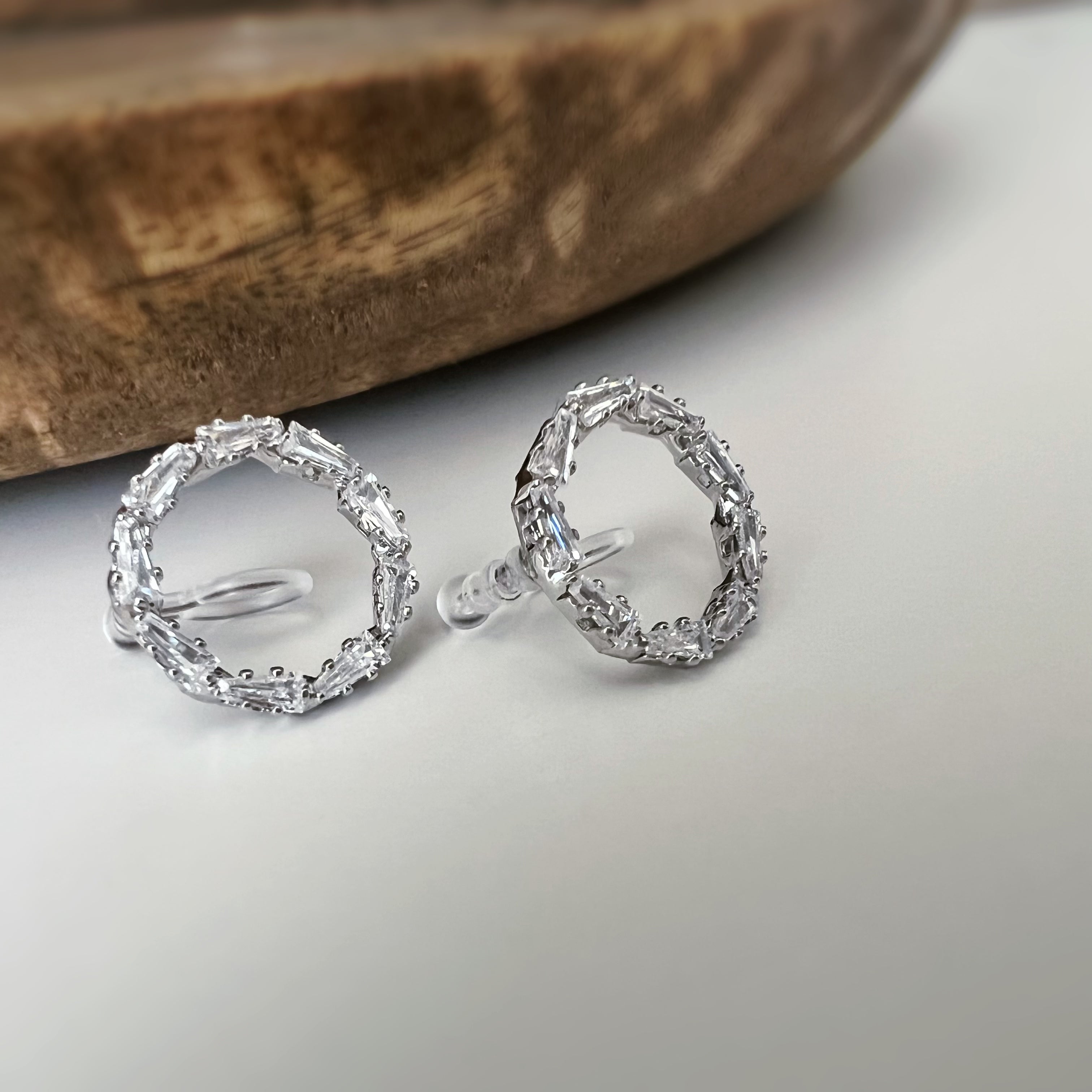 Clips invisibles sans perçage cercle strass – or ou argent