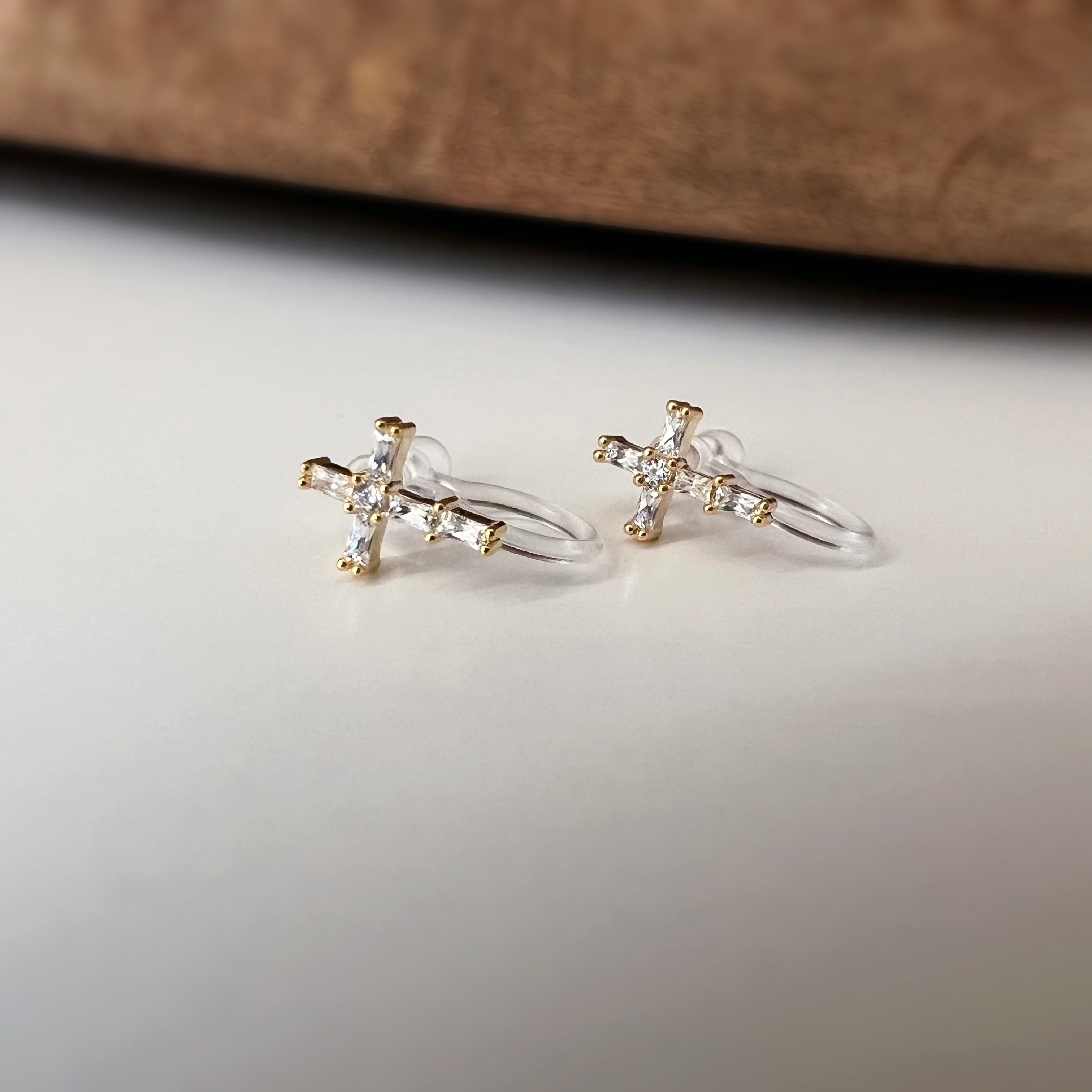 Fine rhinestone cross non-pierced ear cuffs