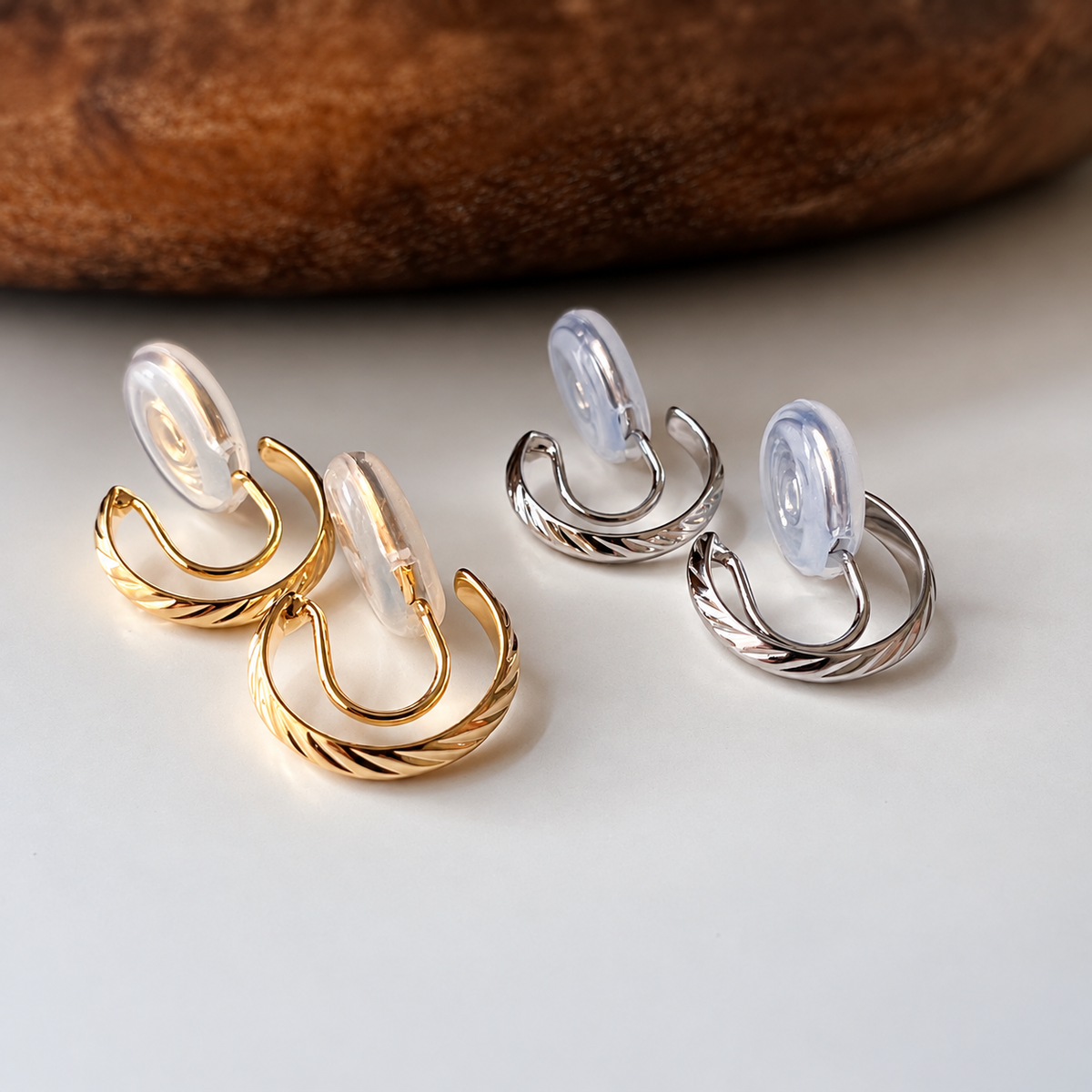 Clips U d’oreilles créoles à motif gravé sans perçage