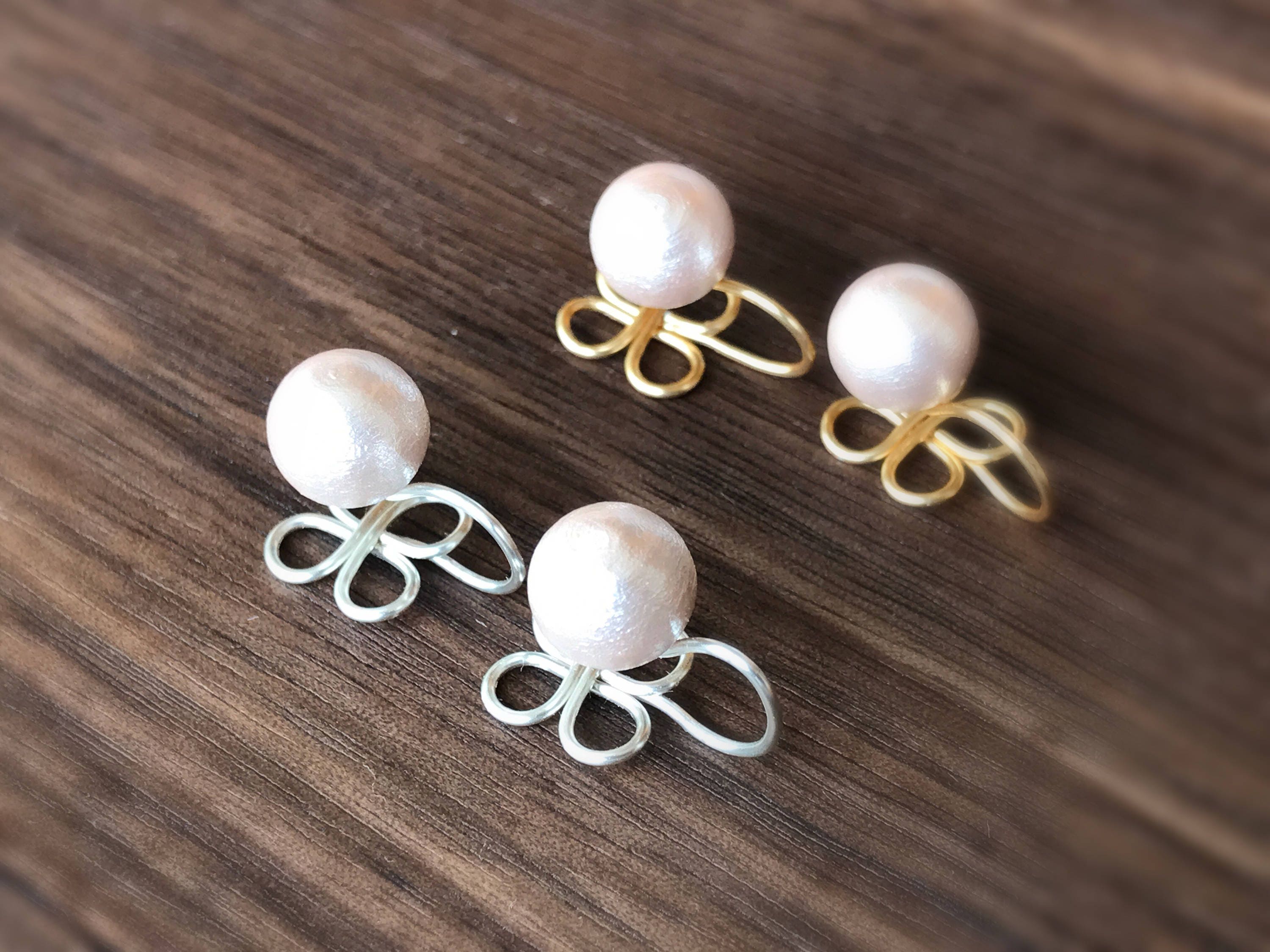 SANS DOULEUR Boucles d'oreilles CLIPS U en forme de trèfle à 4 feuilles, Perle de Coton japonaise plaqué d'argent ou d'or. Boucle Délicate