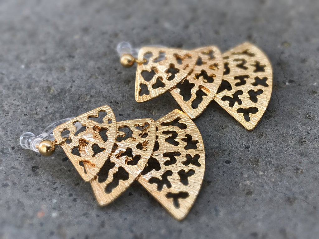 Fan Clip On Earrings, 3 Fans Gold plated, 3 Triangles. Non Pierced Earrings, Invisible Clip On Earrings, Pierced Look. 