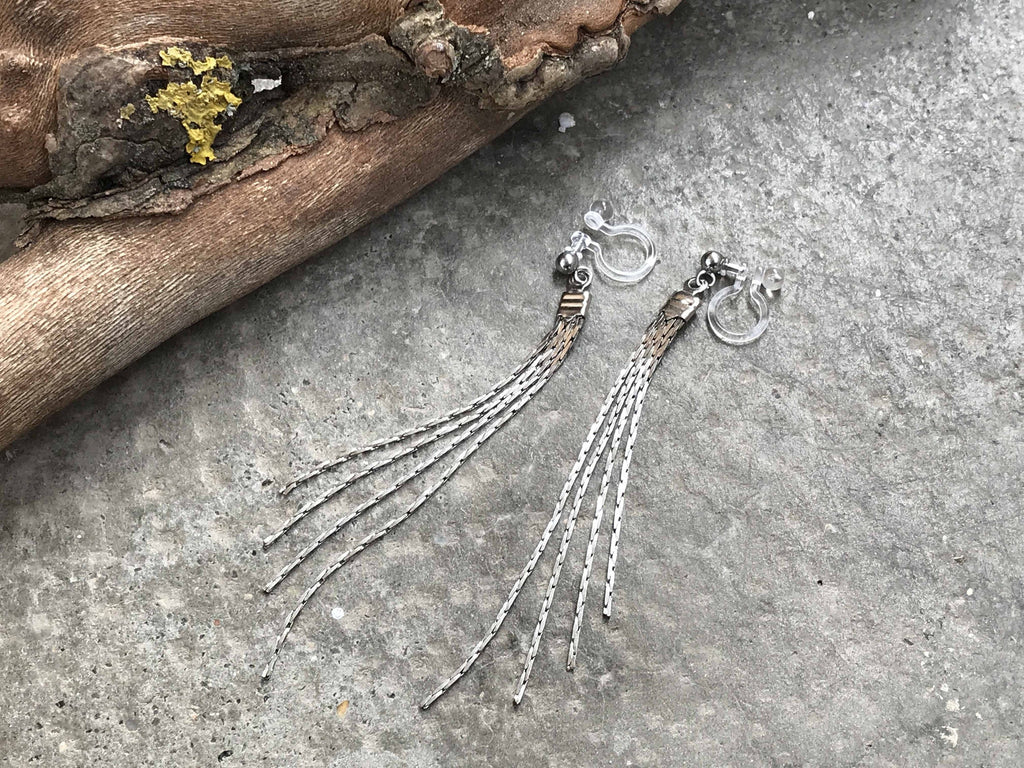 Boucles d'oreilles CLIPS INVISIBLE, Chain tassel earrings, silver color, Clip on earrings, Simple everyday earrings, tassel CLIPS.