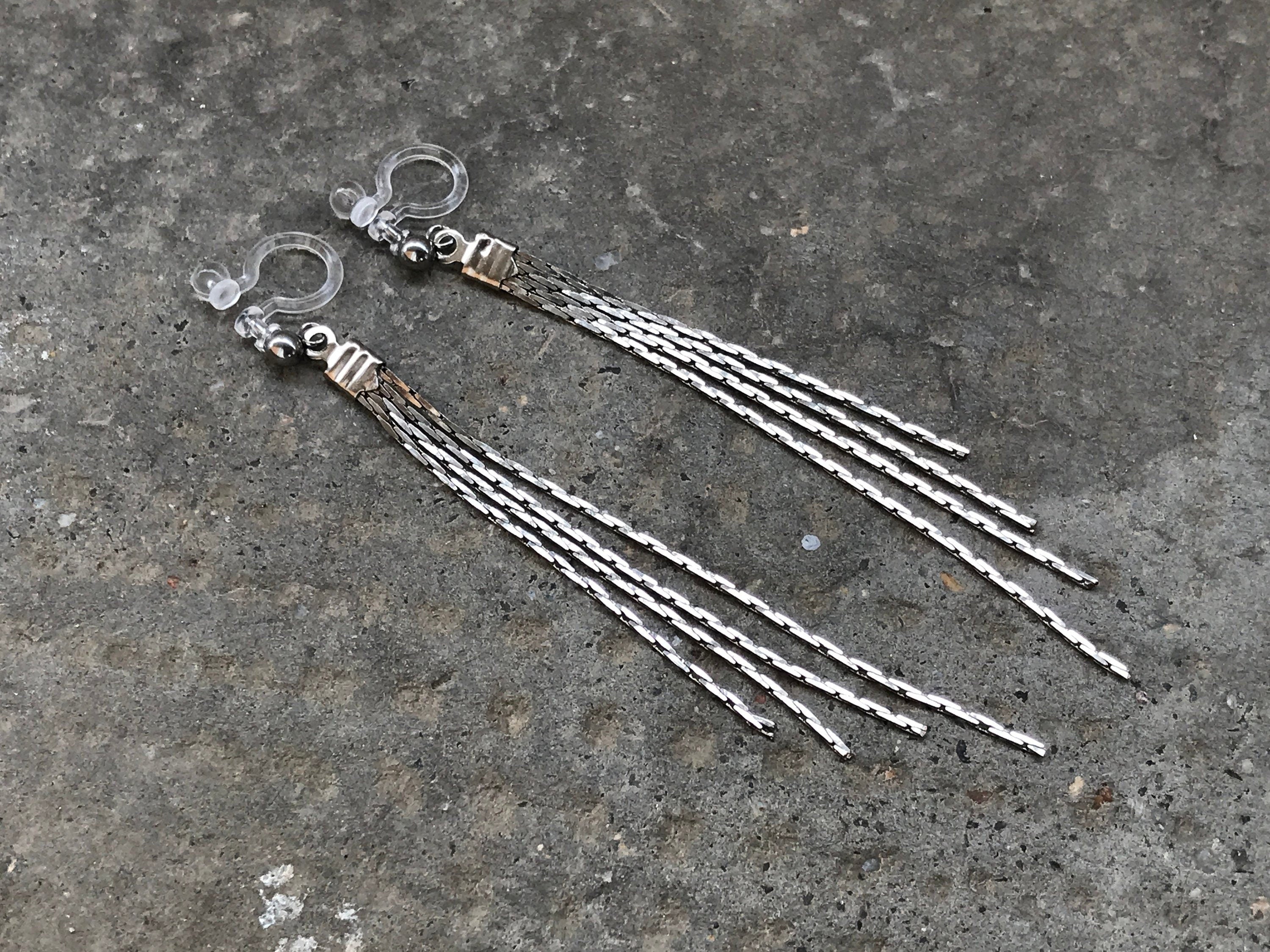 Boucles d'oreilles CLIPS INVISIBLE, Chain tassel earrings, silver color, Clip on earrings, Simple everyday earrings, tassel CLIPS.