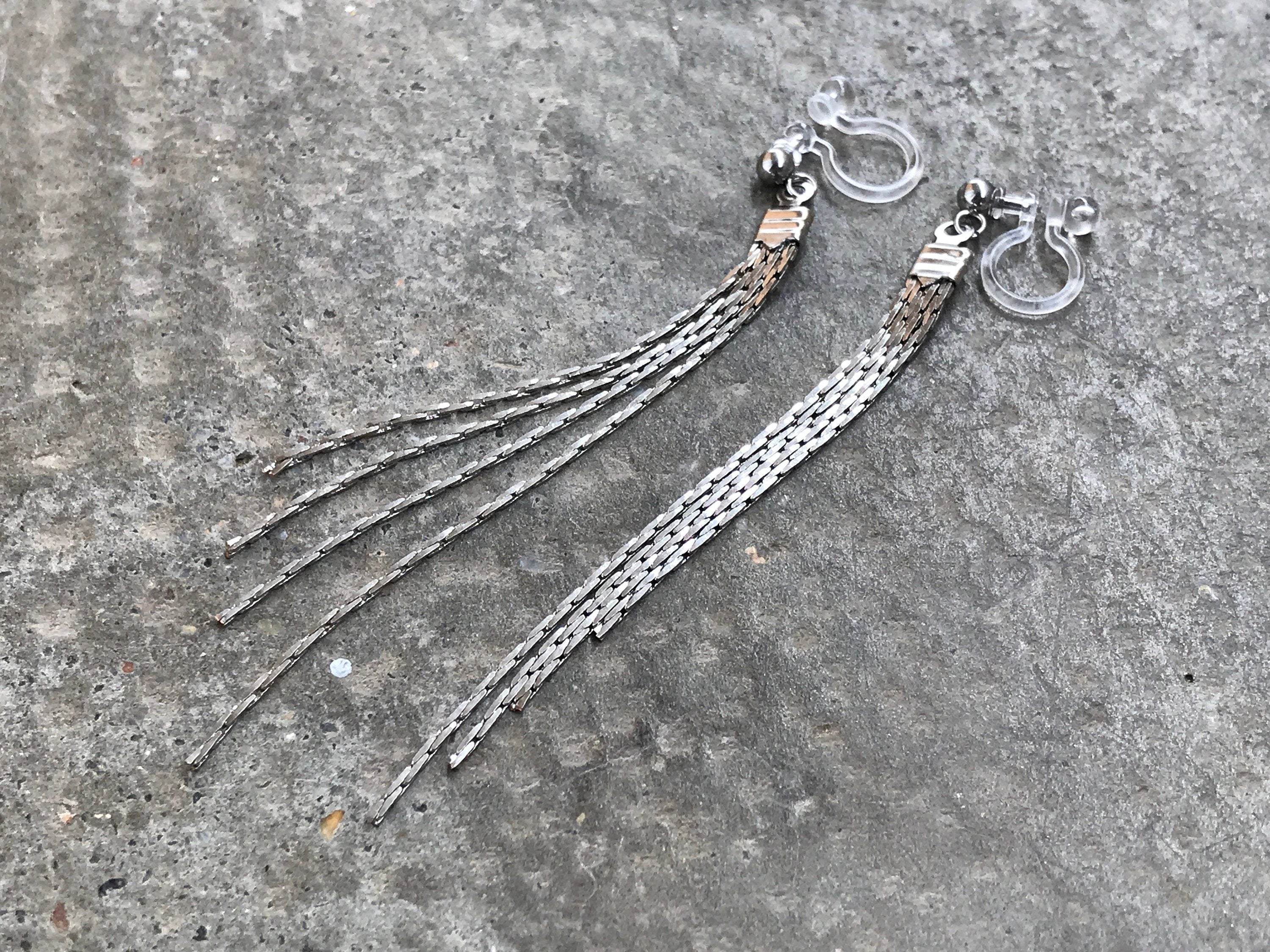 Boucles d'oreilles CLIPS INVISIBLE, Chain tassel earrings, silver color, Clip on earrings, Simple everyday earrings, tassel CLIPS.