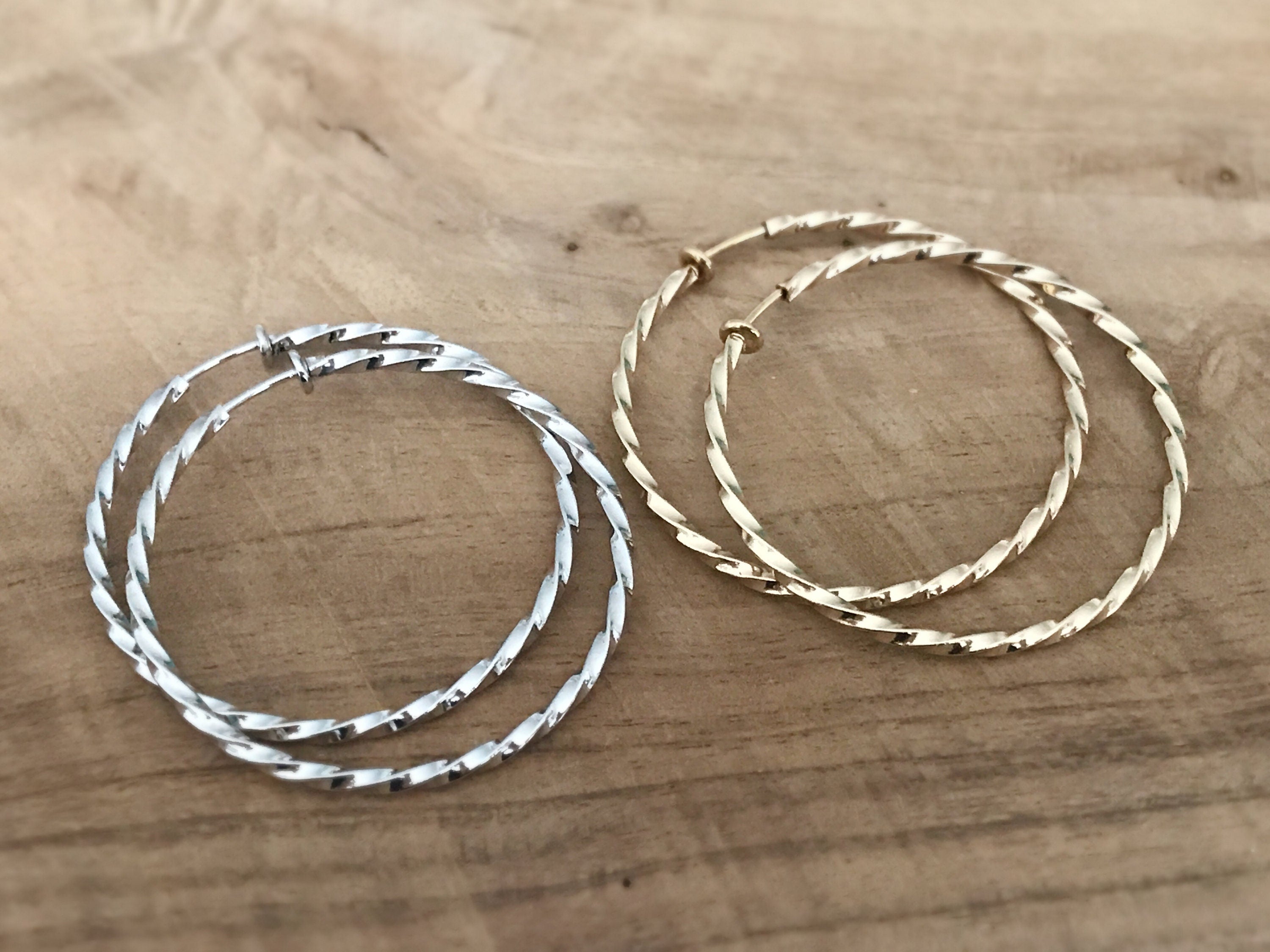 50mm Créoles Torsadés Anneaux Vrillés, fil carré, Boucles d'oreille CLIPS Anneaux Créoles couleur Argenté ou doré, Créoles torsadé 5cm