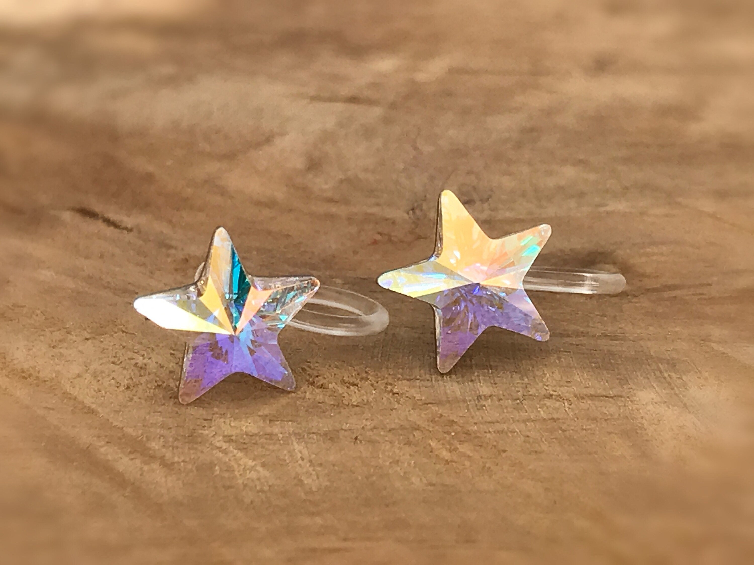 Boucles d'oreilles CLIPS invisible Étoile cristal AB Cristaux PureCrystal, Petite étoile cristal Symphonie de couleurs bijoux quotidien.