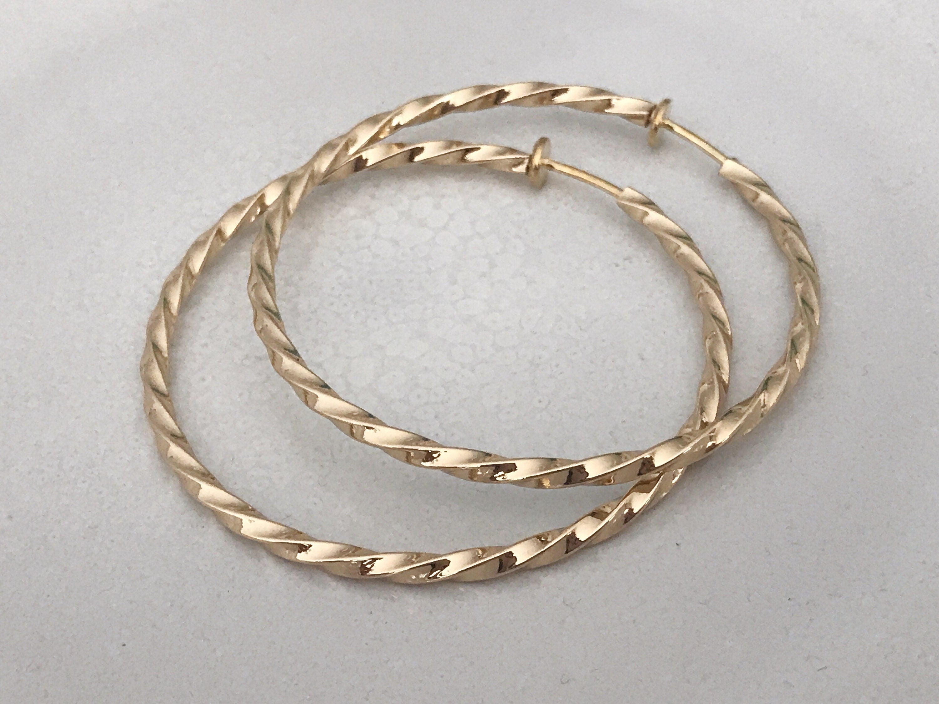 50mm Créoles Torsadés Anneaux Vrillés, fil carré, Boucles d'oreille CLIPS Anneaux Créoles couleur Argenté ou doré, Créoles torsadé 5cm