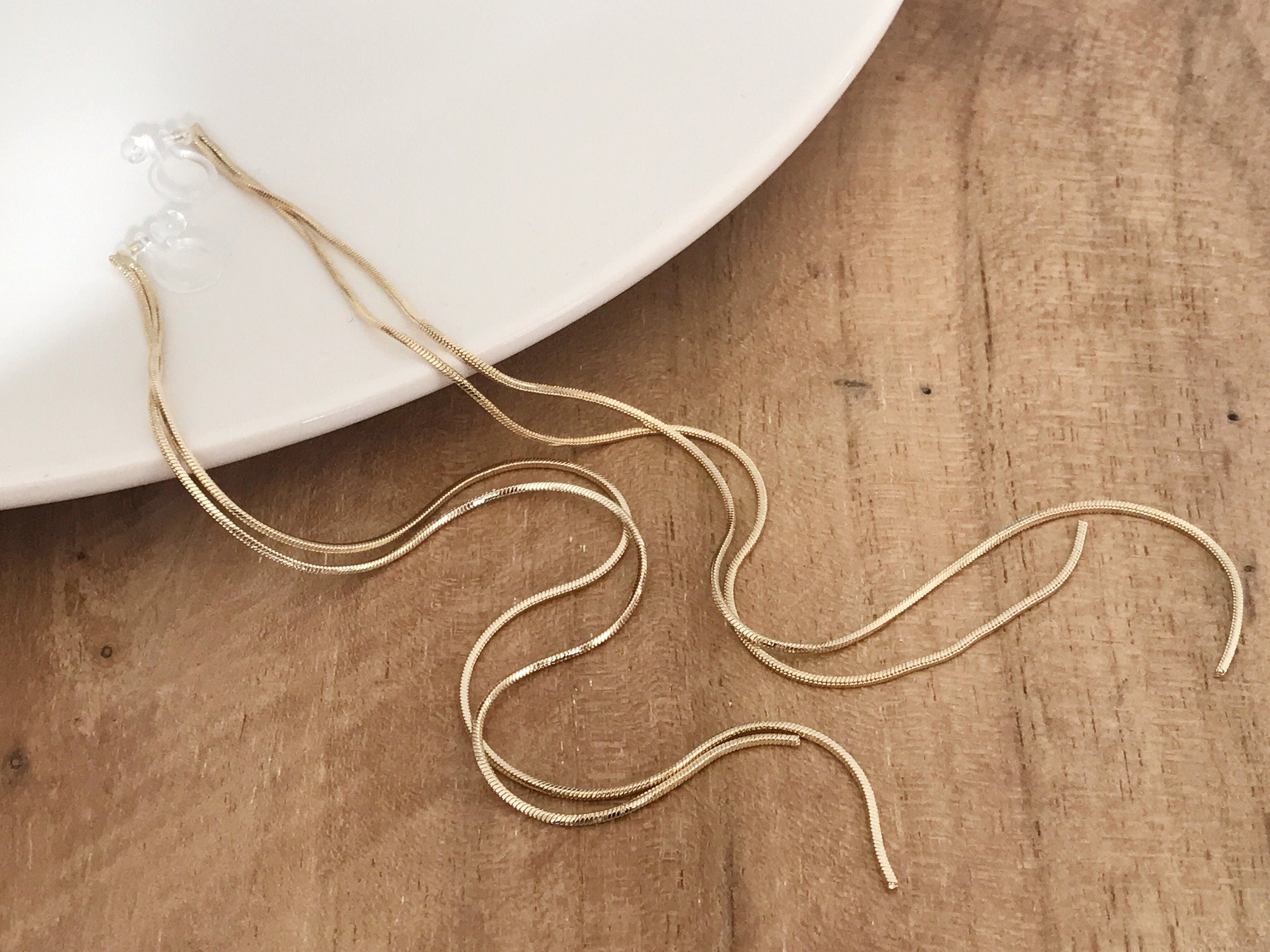 Super longues Boucles d'oreilles Clips INVISIBLES, Clips d'oreilles Doubles Chaîne doré. Bijoux Minimaliste.