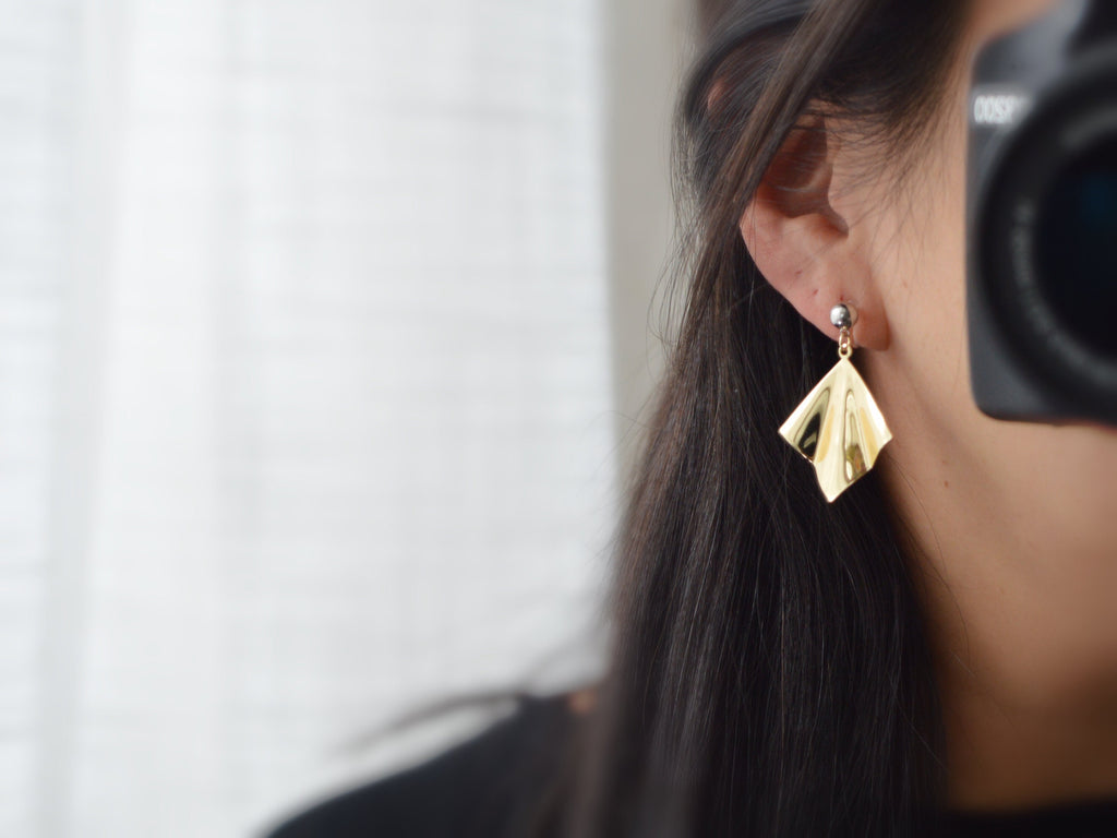 INVISIBLE Clip Earrings, Ear Clips. Daily jewelry. Ready to offer.