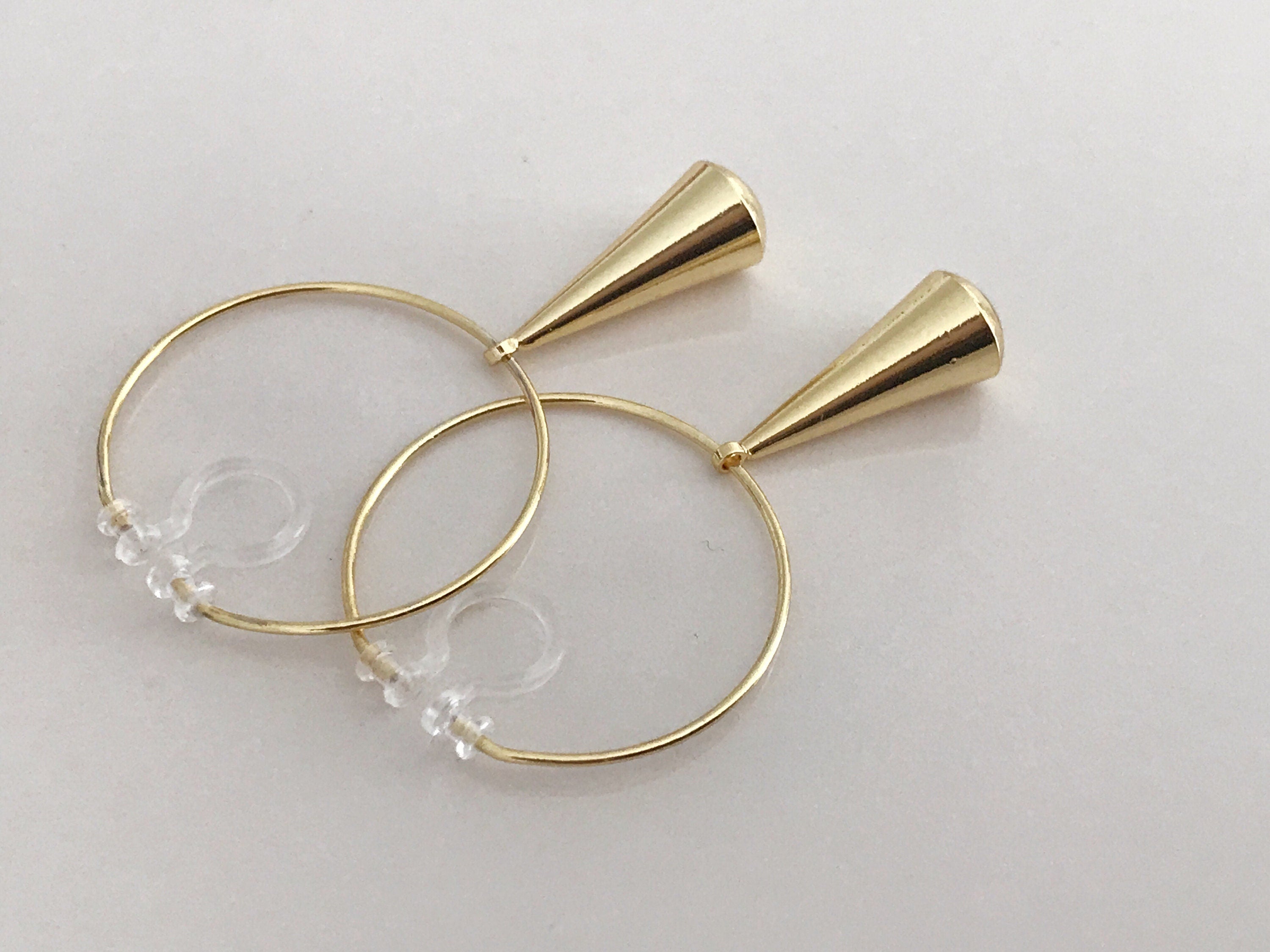 Clips d'oreilles Grande Cercle Créole très fin Perle Goutte d'eau couleur Or Boucles d'oreilles Clips Invisibles Moderne Anneaux 30mm.