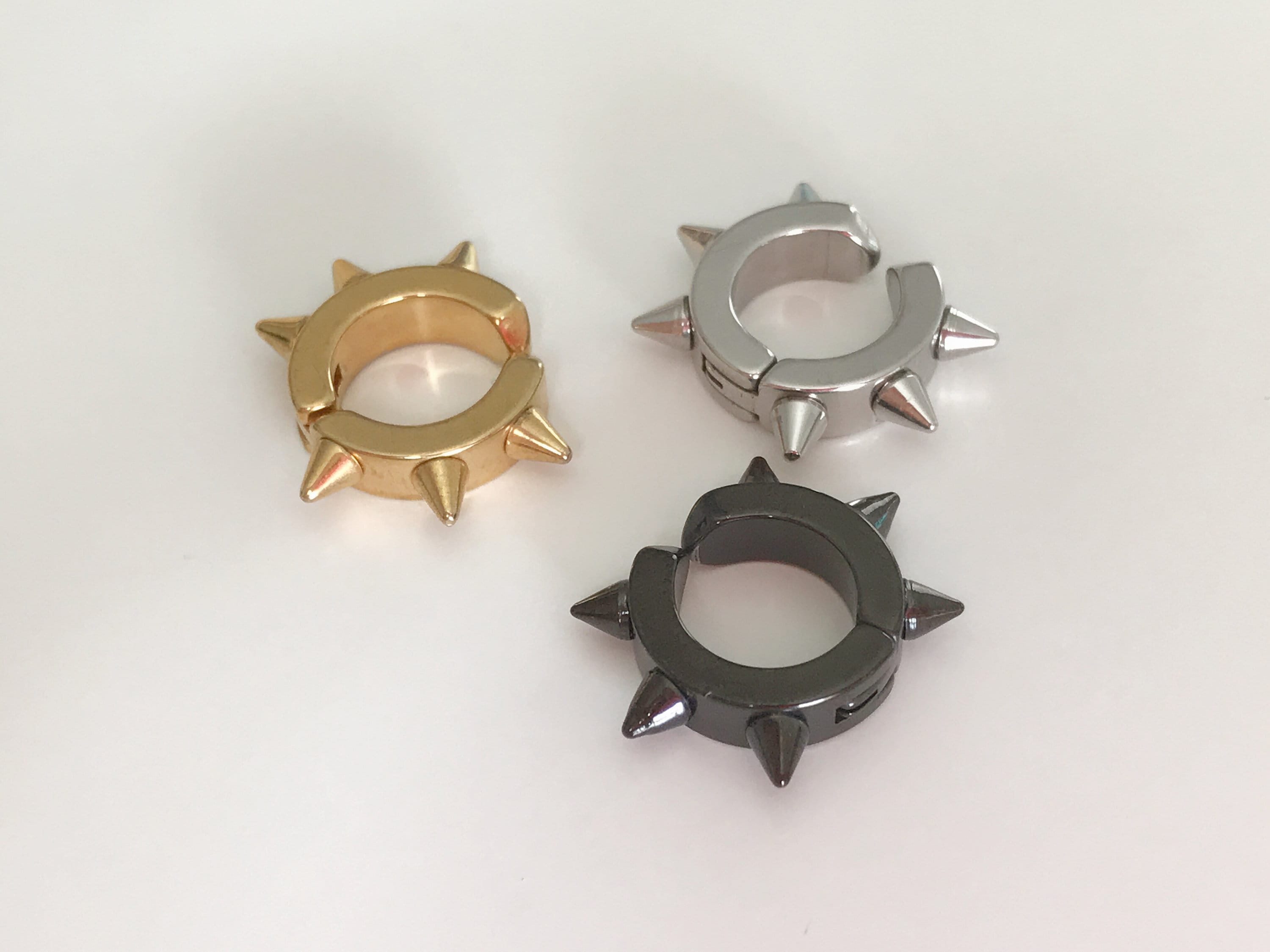 Rivet Punk Rock CLIPS earrings, silver, gold, black color rings, for non-pierced ears. Daily Jewelry Men Women