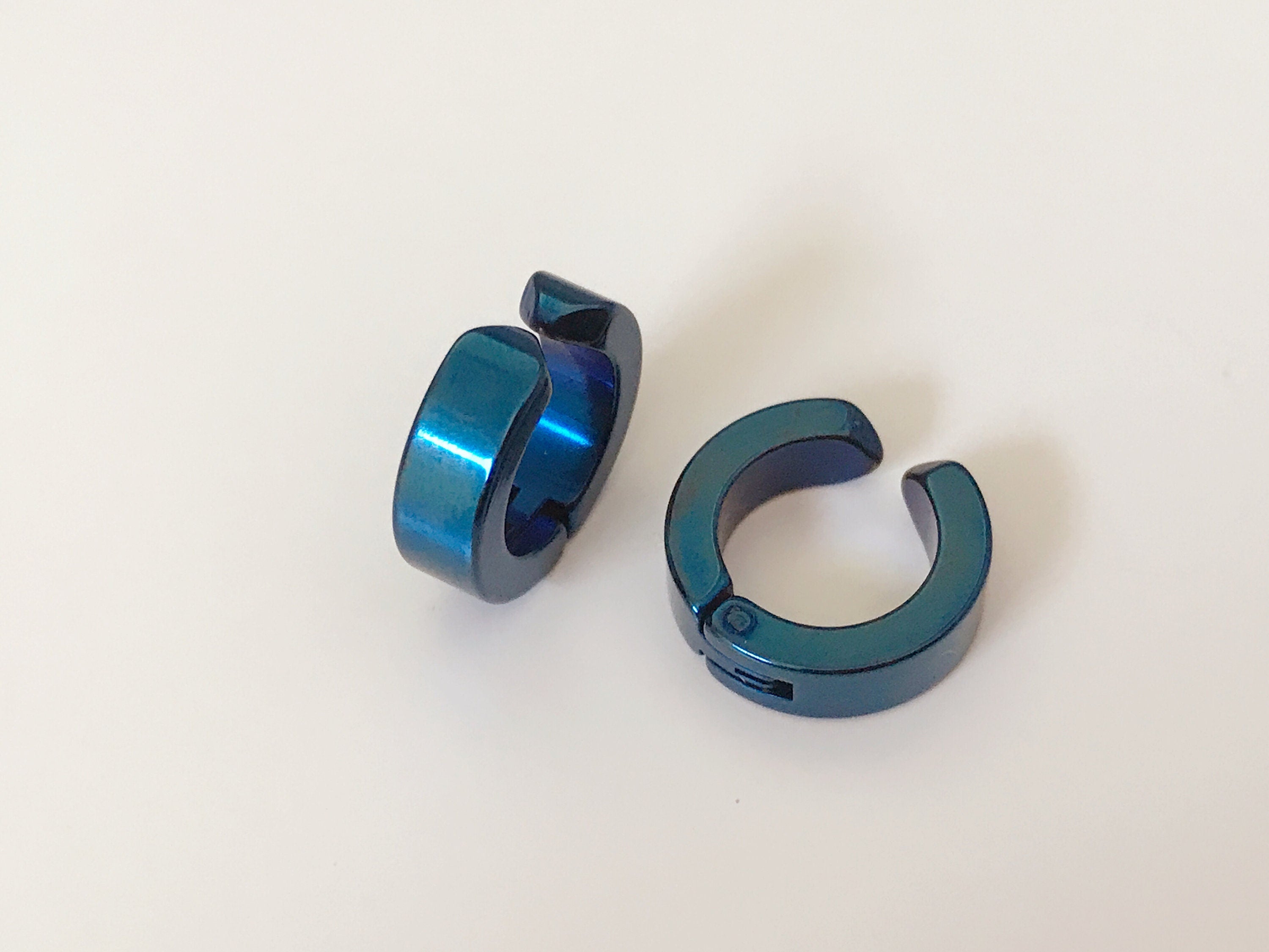 Rock Earrings CLIPS CLAMP rings Silver, Gold, Black, Blue, Color symphony Non Pierced Ears. Daily Jewelry Men Women