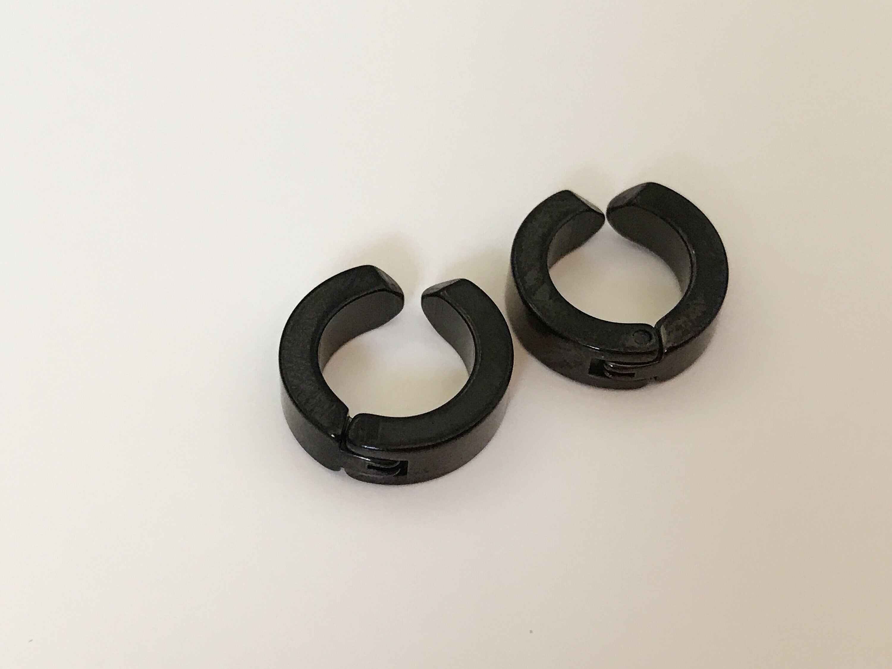 Rock Earrings CLIPS CLAMP rings Silver, Gold, Black, Blue, Color symphony Non Pierced Ears. Daily Jewelry Men Women