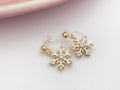 Flocon de Neige. Clips invisible laiton plaqué d'or, Zircon. Bijoux Délicates. Cadeaux Noël Prêt à offrir
